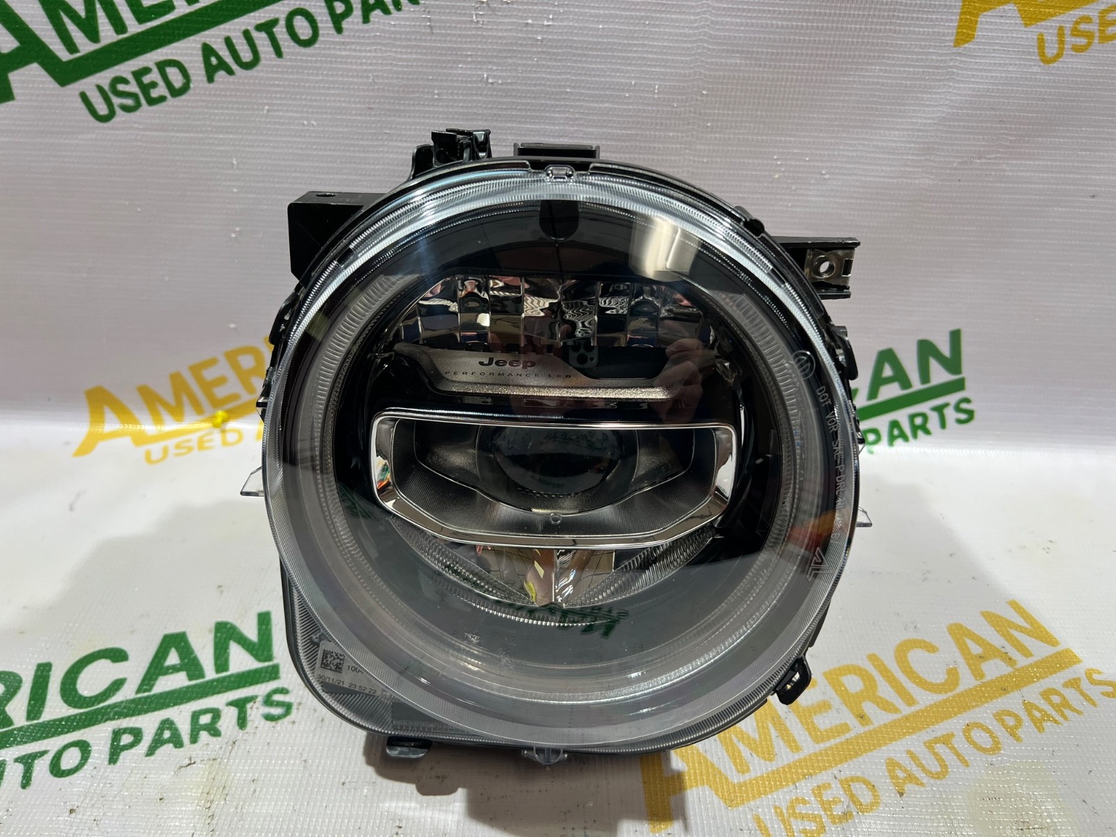 2019-2023 Jeep Renegade RH Passenger BI-LED Headlight OEM 