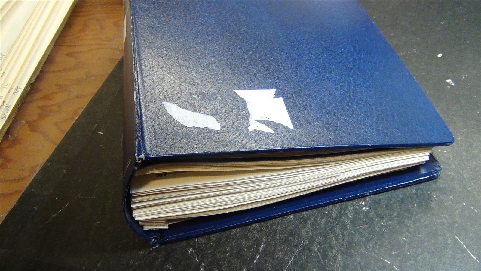 Stampsweis France collection in Scott Intl album est 2870 Stamps to 2000