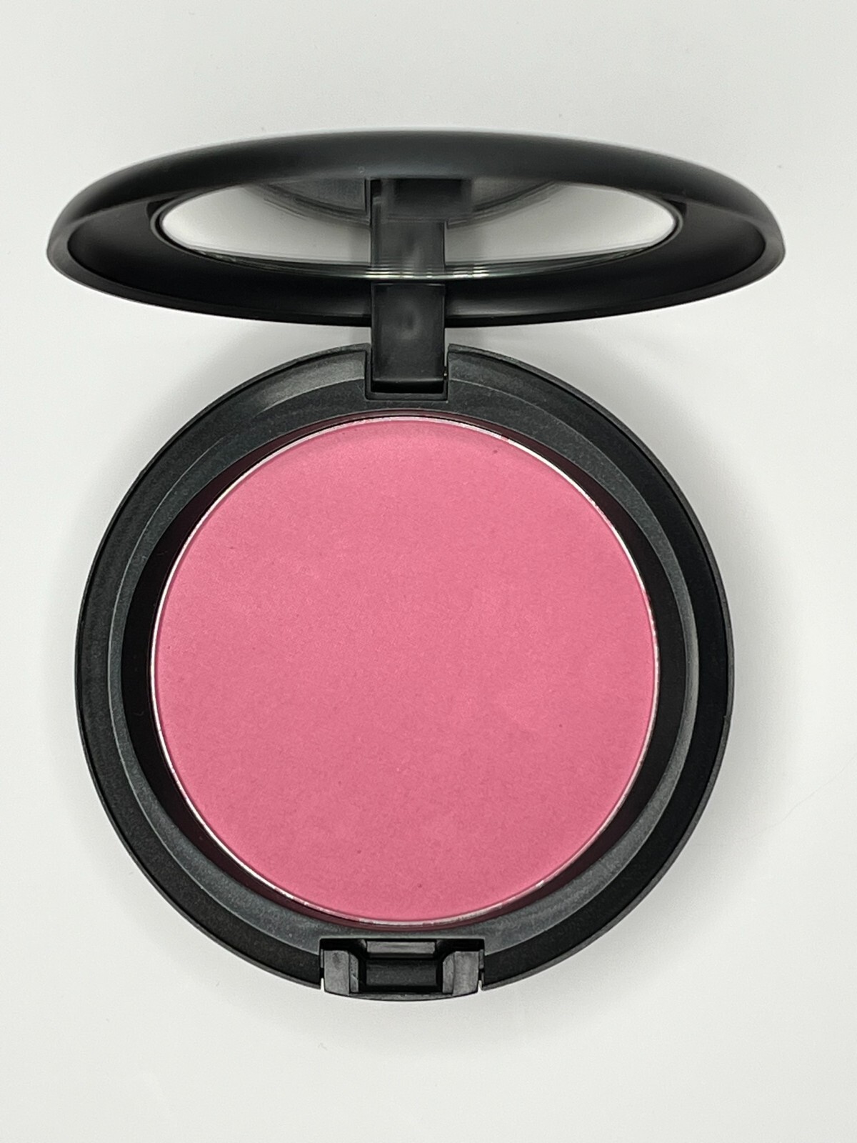 MAC Beauty Powder - Discontinued/Limited Edition - Authentic