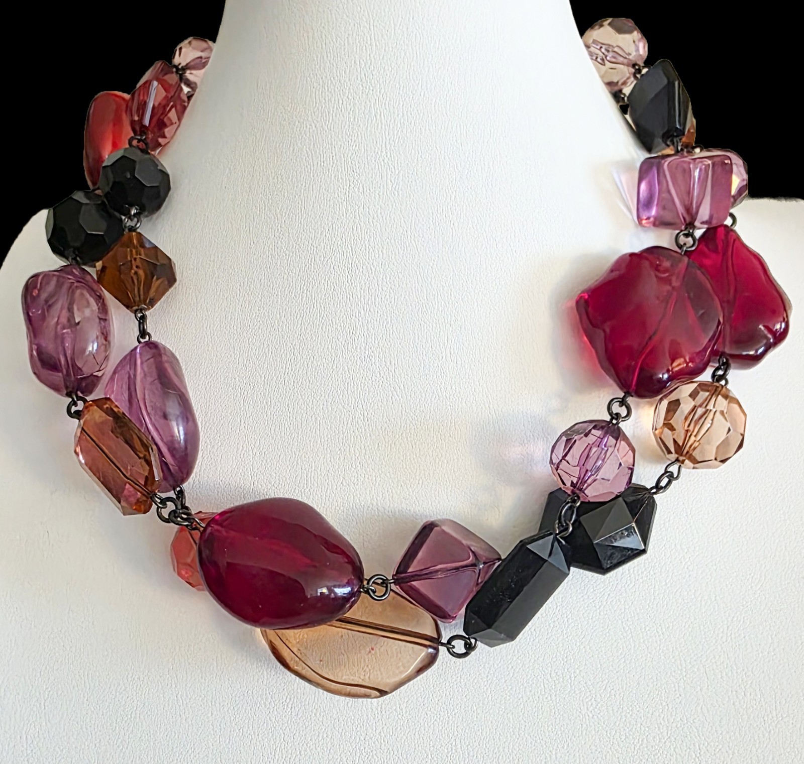 VTG Ben-Amun Chunky Colorful Resin Bead Statement Strand Necklace Gunmetal 40”