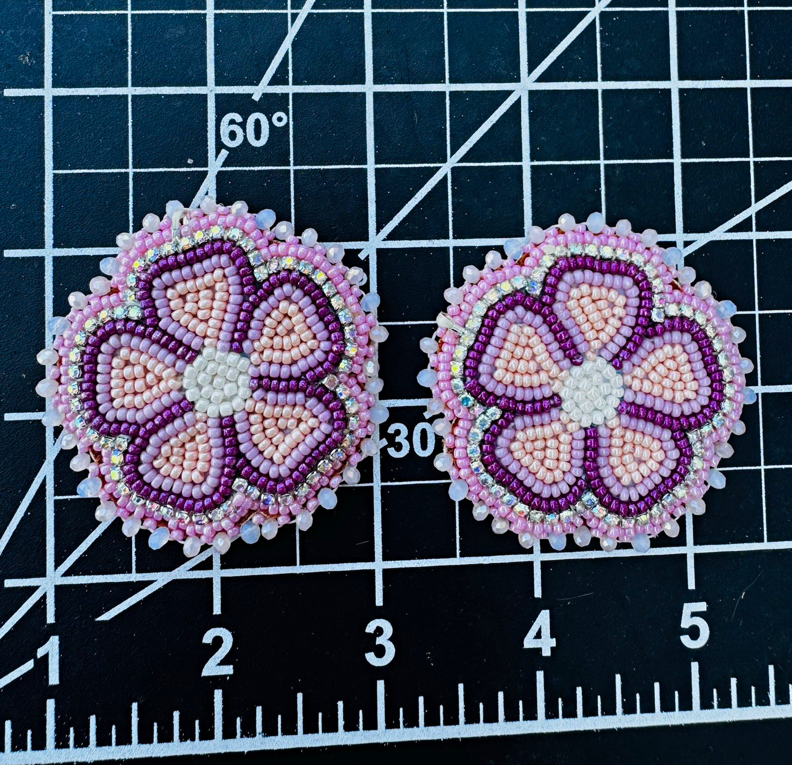 Handmade Beaded Flower Dangle Earrings Pink Purple White Women Lobe 2.3 in Handmade Beaded Flower Dangle Earrings Pink Purple White Women Lobe 2.3 in