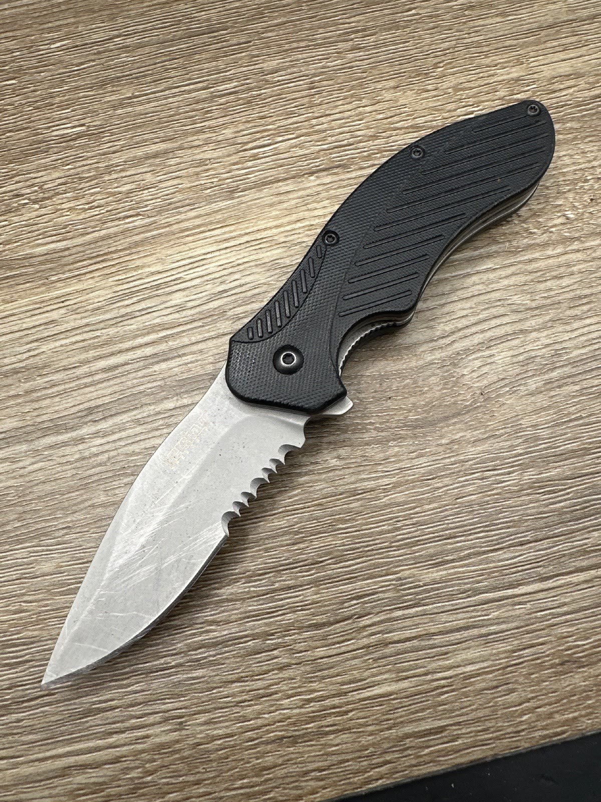 Kershaw Clash 1605ST Black Combo Serrated Drop Point Folding Pocket Knife Used Kershaw Clash 1605ST Black Combo Serrated Drop Point Folding Pocket Knife Used