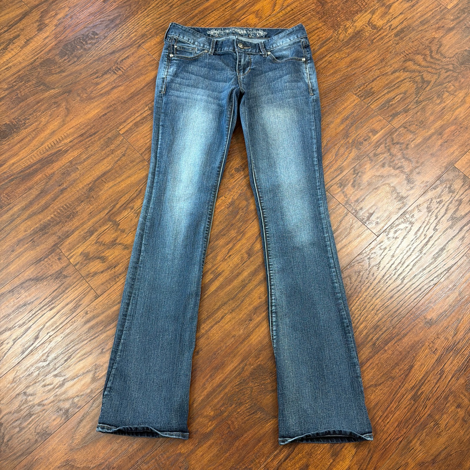 Express Jeans Womens 2 Boot Cut Low Rise Stretch Denim Barely Stella 26x32