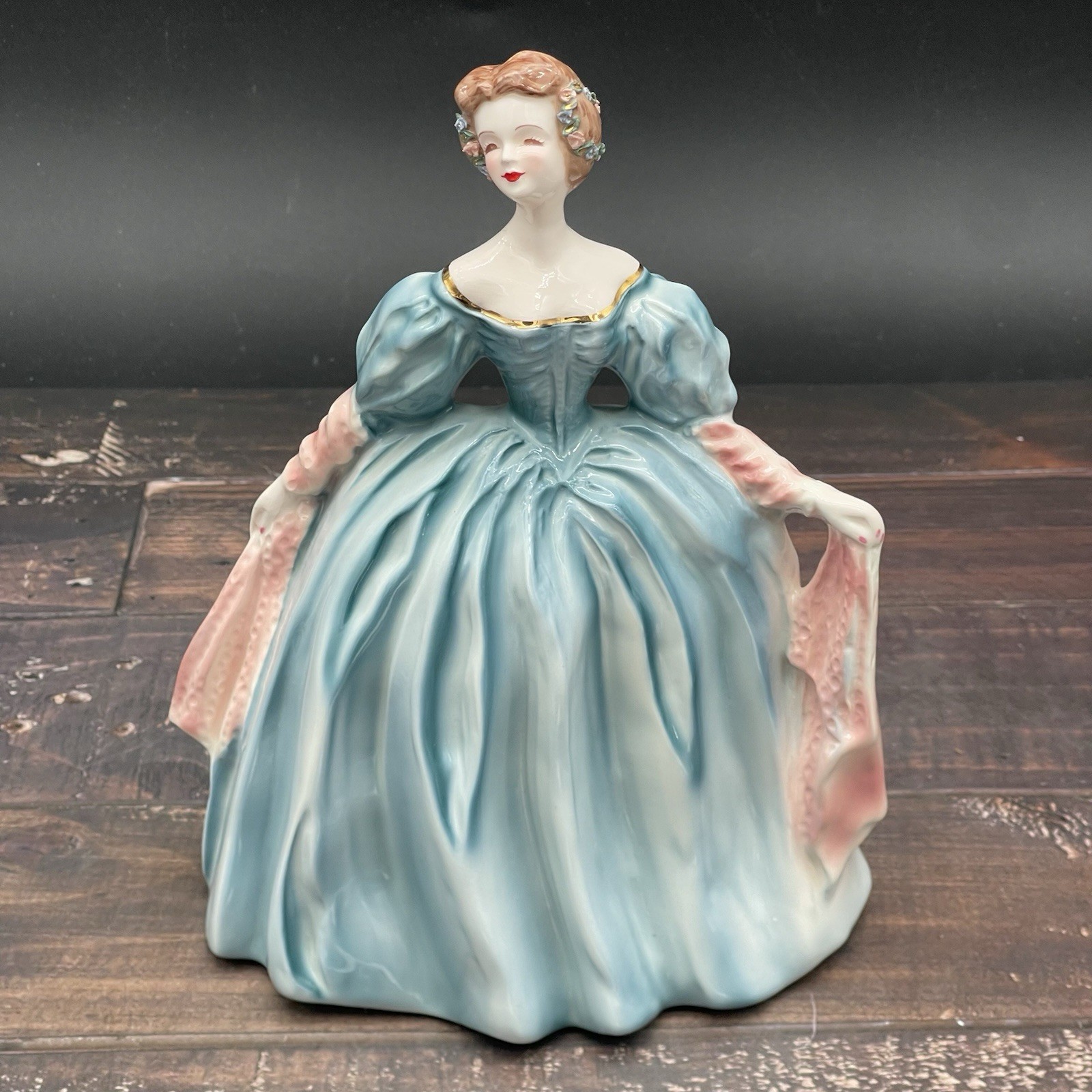 Florence Ceramics Pasadena “Adeline” Figurine Blue Dress Pink Shawl 8.5\