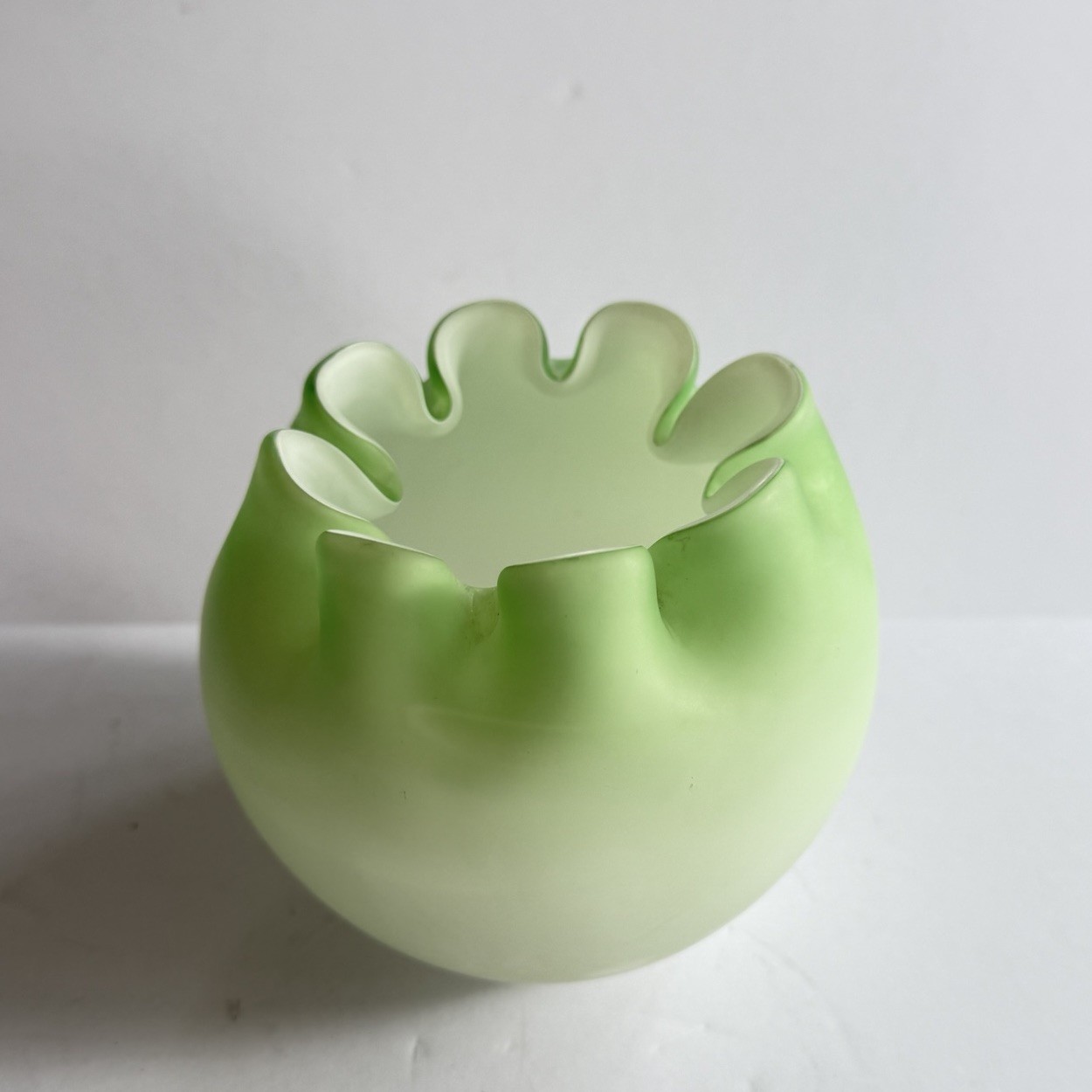 Vintage Fenton Lime Sherbet Satin Glass Rose Bowl Vase Green White Cased 1970s