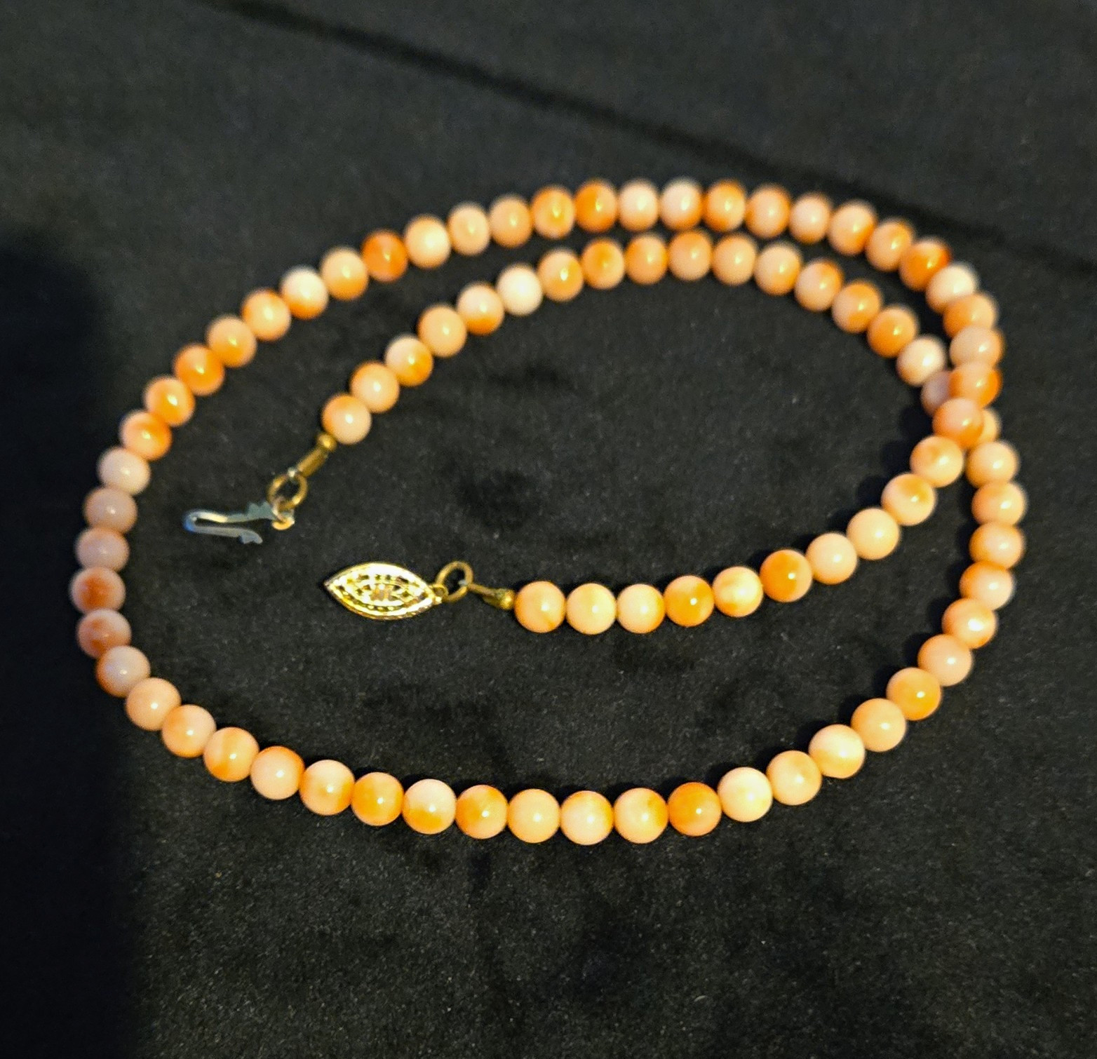 Natural Peach Or Salmon Coral Bead Necklace Vintage