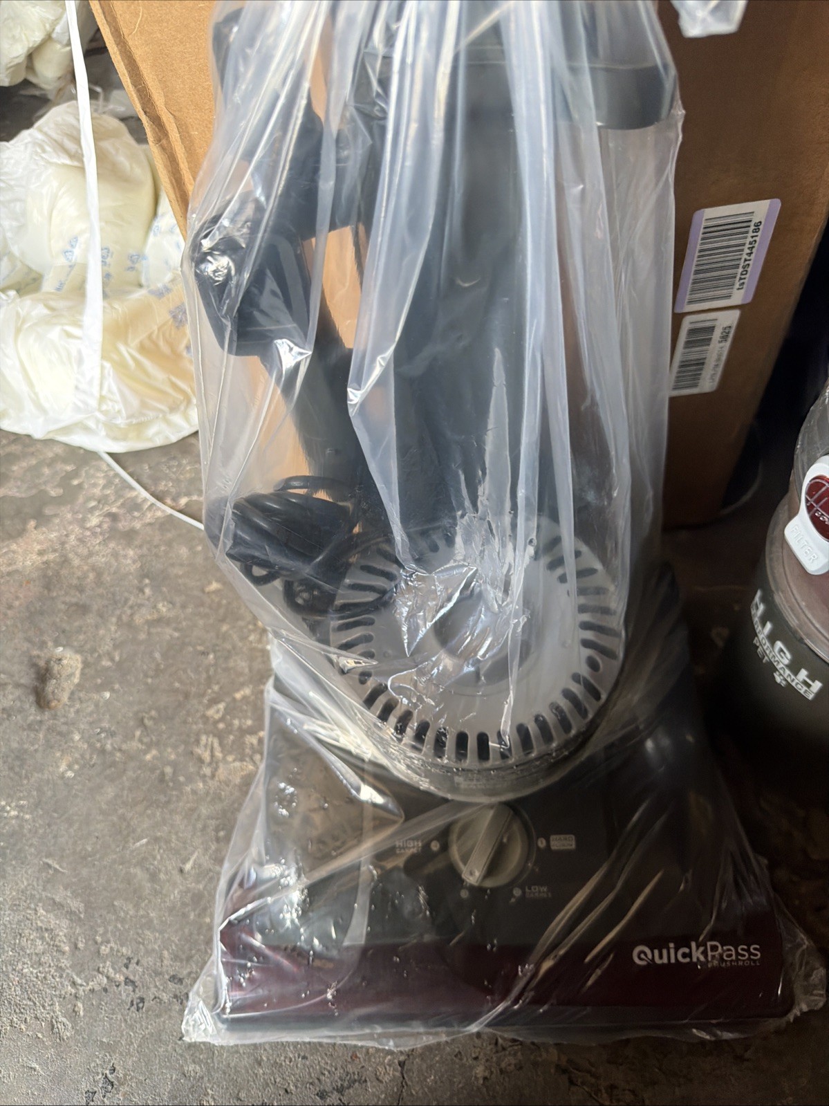 Hoover Windtunnel Vacuum Cleaner UH72630V