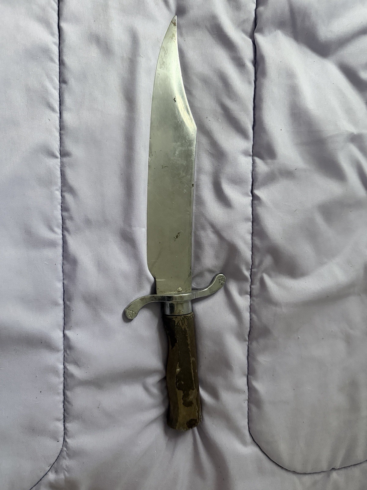 Carvel Hall Stainless Steel Colonel Jim Bowie Replica Knife 14-inch Carvel Hall Stainless Steel Colonel Jim Bowie Replica Knife 14-inch