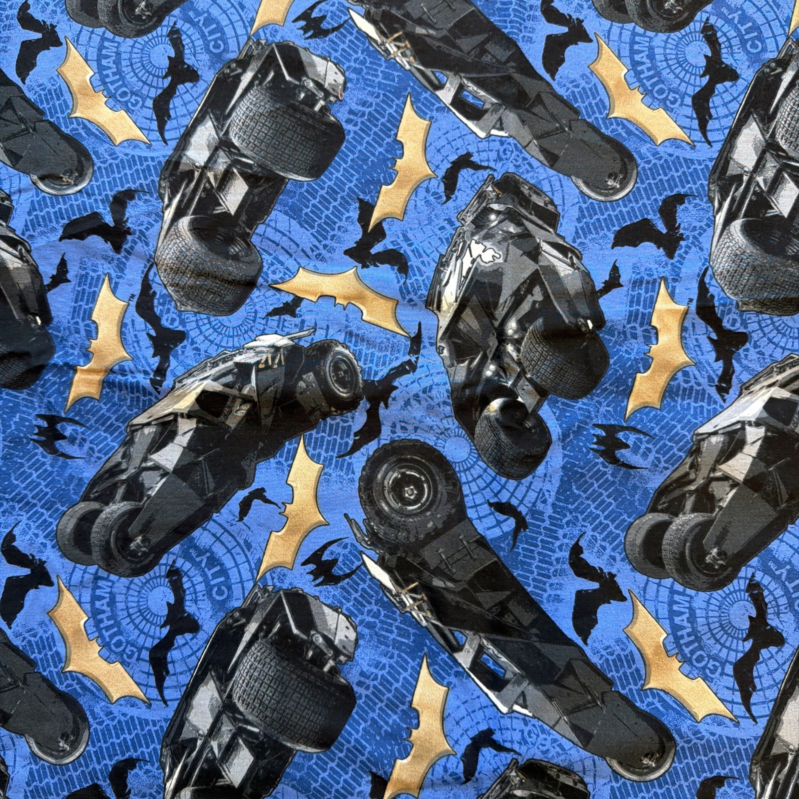 VTG 2005 Batman Cotton Fabric 47” X 4 Yds Batmobile Gotham City DC Comics Blue