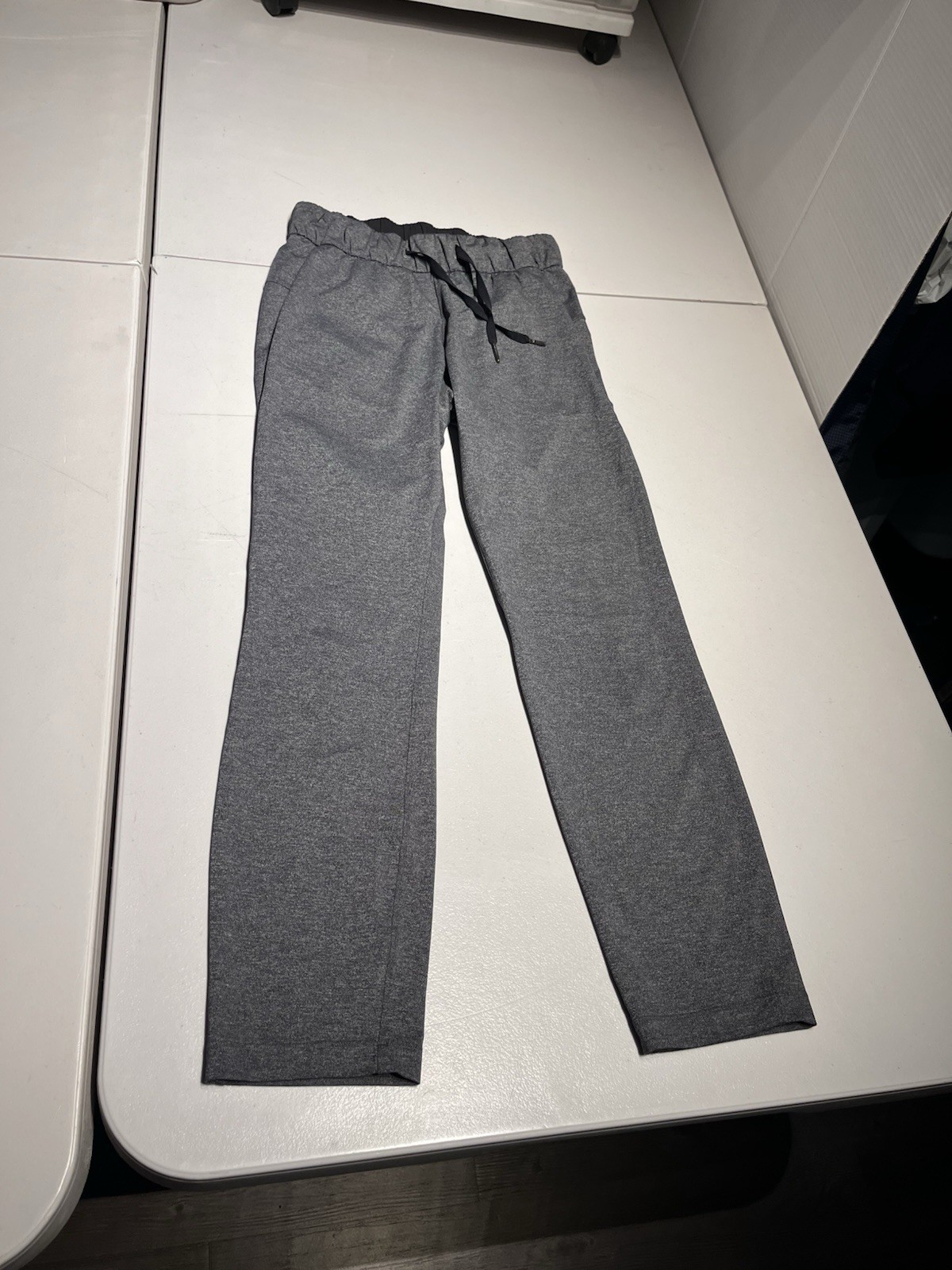 Lululemon Pants Women\'s 2 Gray Black On The Fly Gym Yoga Polyester 28.5\