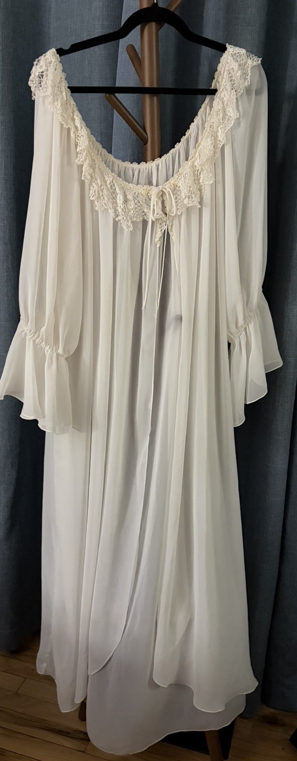 Wisteria by Diane Samandi RARE White Bridal Robe Negligee Lingerie 3X