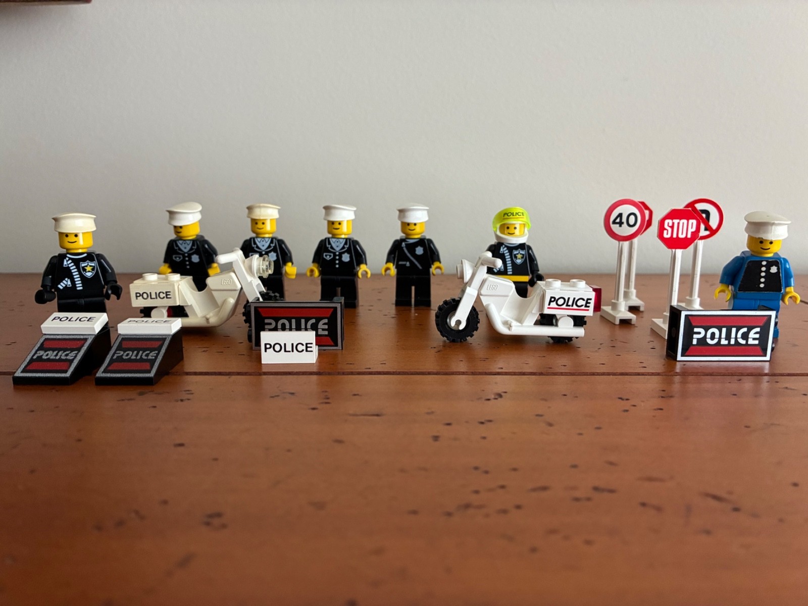 Vtg Lego Lot of Police Minifigs w/motorcycles, signs, etc.