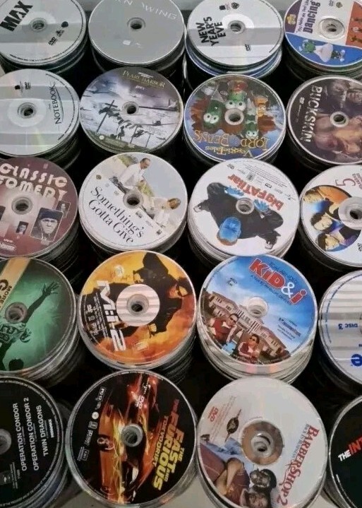 Lot Of 500 Loose Disc Only DVDs Bulk Lot Wholesale
