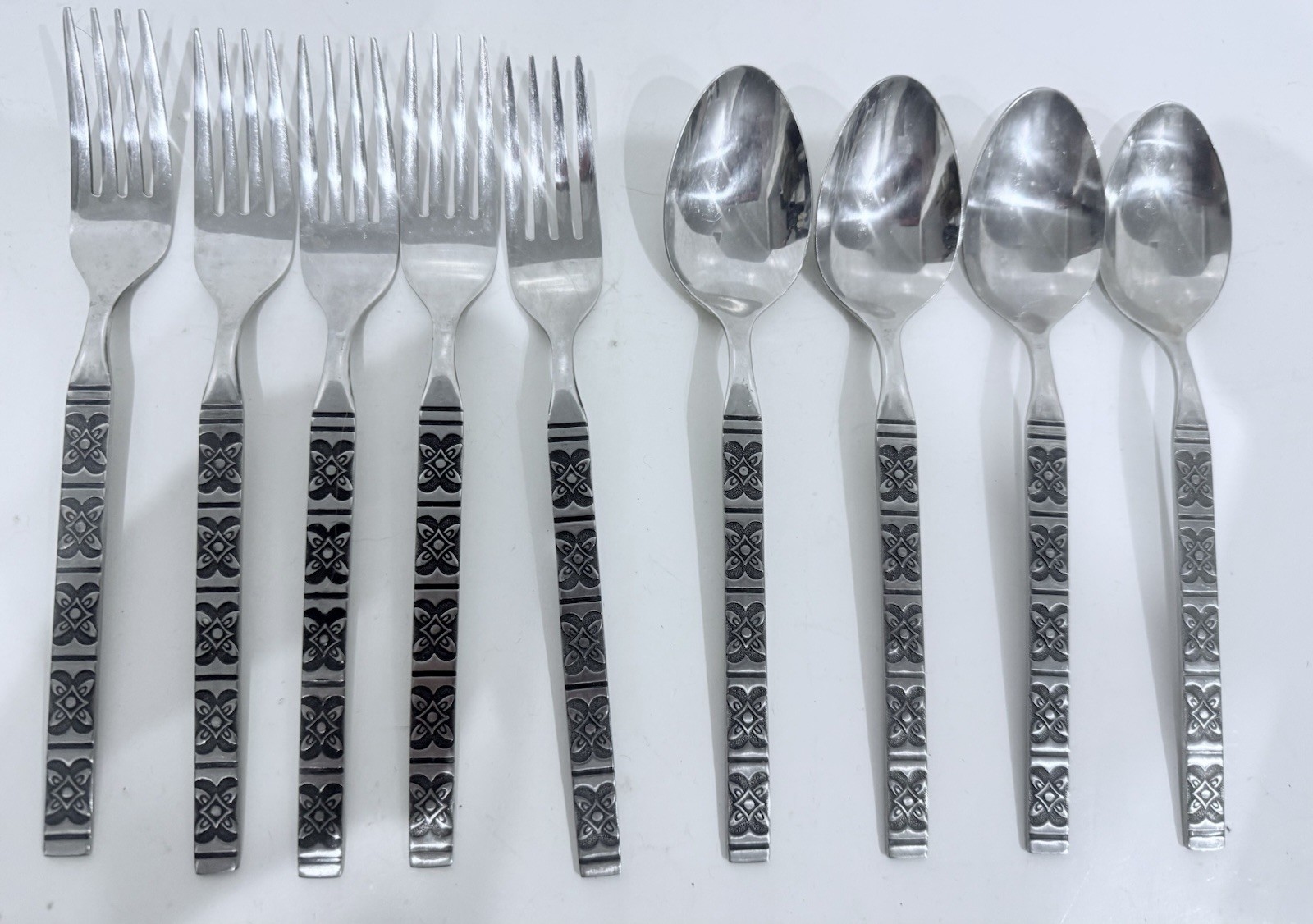 Ekco Eterna MONTALO Pattern Stainless Forks & Spoons Set Of 9 Vintage MCM