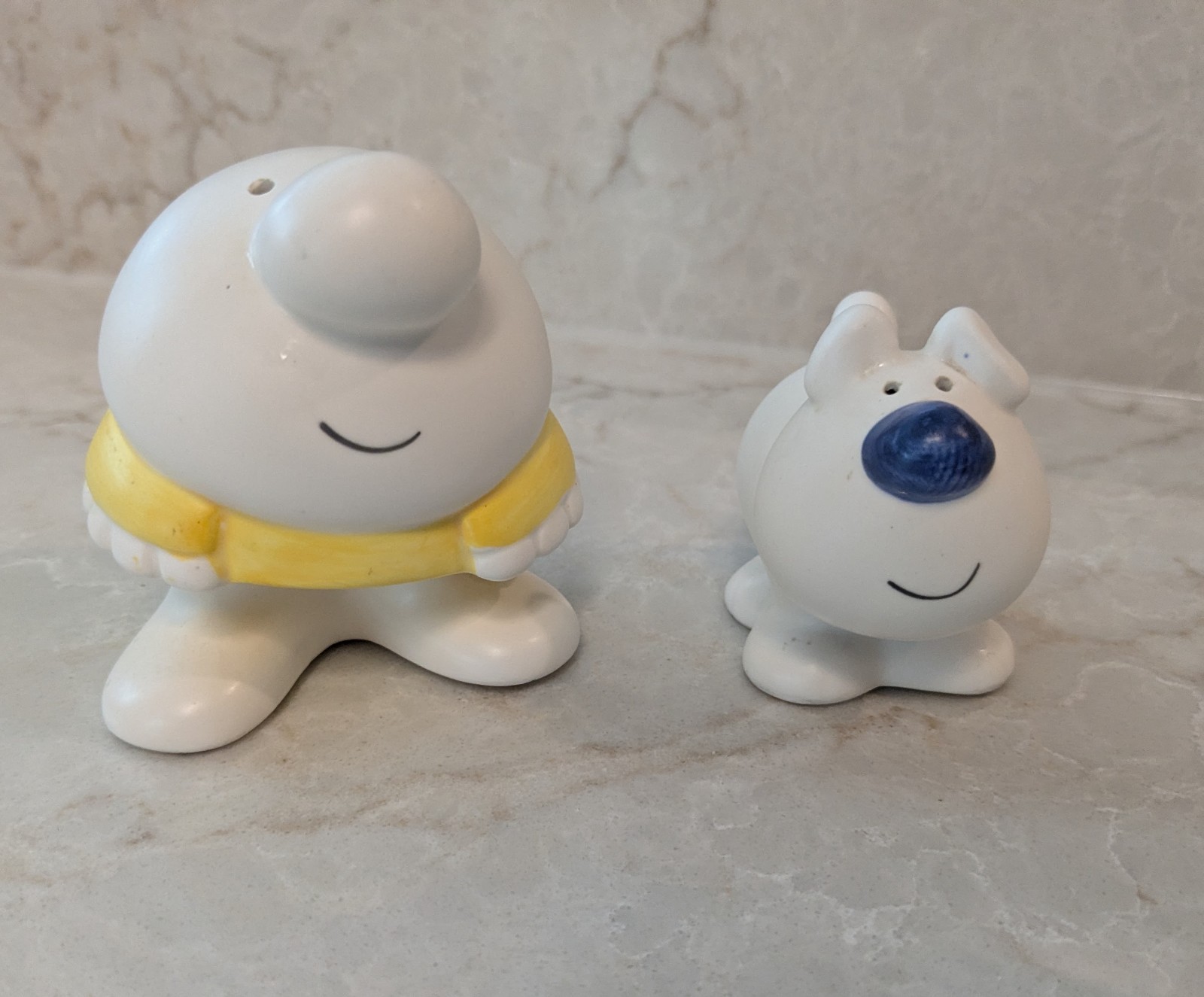 Vintage 1979 Ziggy & Fuzz Salt and Pepper Shakers Ceramic Japan WWA Tom Wilson Vintage 1979 Ziggy & Fuzz Salt and Pepper Shakers Ceramic Japan WWA Tom Wilson