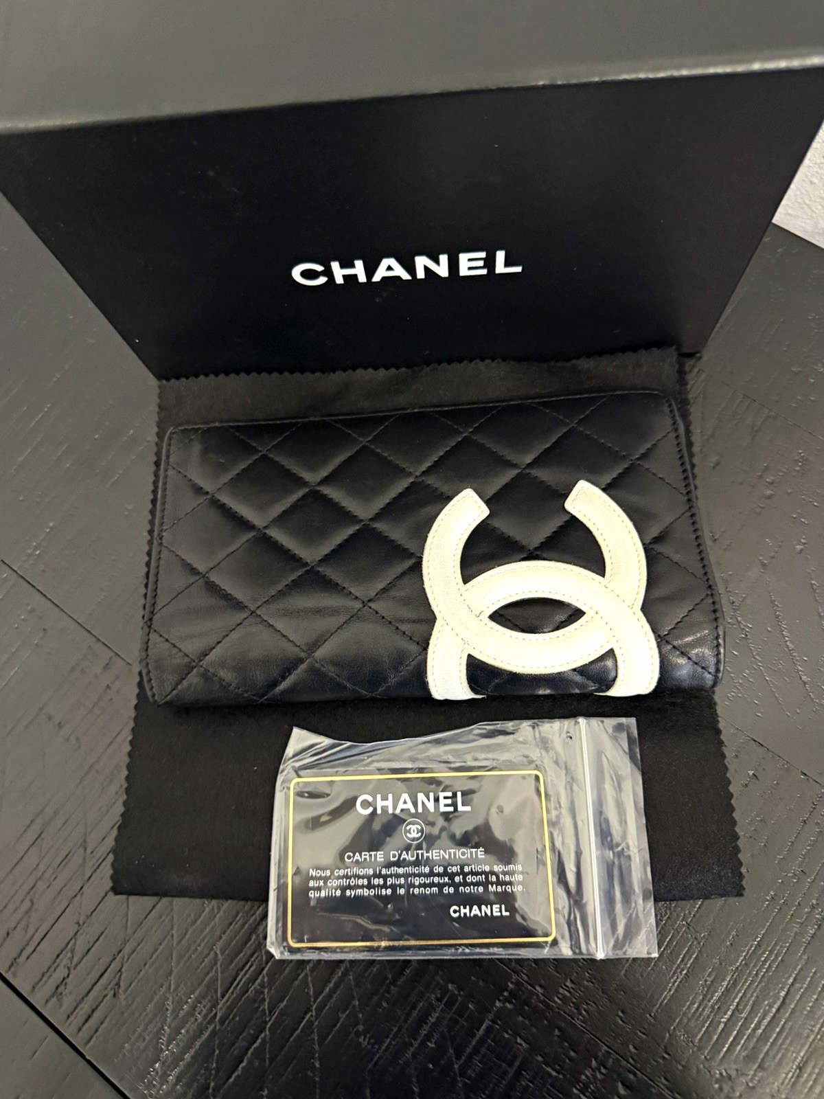 CHANEL Quilted CC Logo Long Wallet Black White Pink Interior Credit Card CHANEL Quilted CC Logo Long Wallet Black White Pink Interior Credit Card
