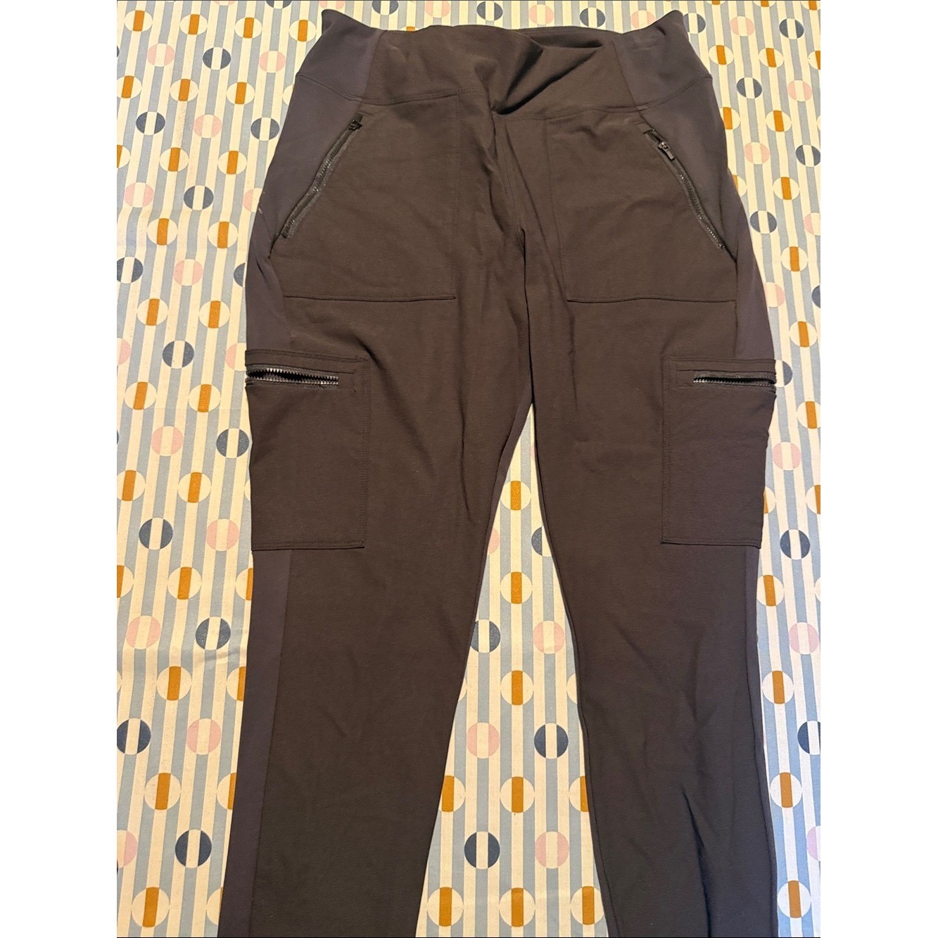Athleta Headlands Black Cargo Jogger Pants