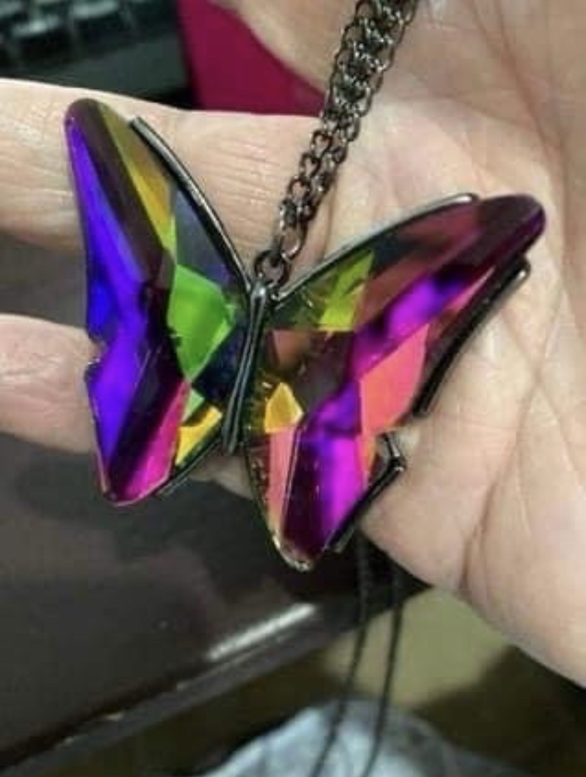 NWT PAPARAZZI BUTTERFLY EFFECT OIL SPILL SET w/ Bonus Earrings (Trusted Seller) NWT PAPARAZZI BUTTERFLY EFFECT OIL SPILL SET w/ Bonus Earrings (Trusted Seller)