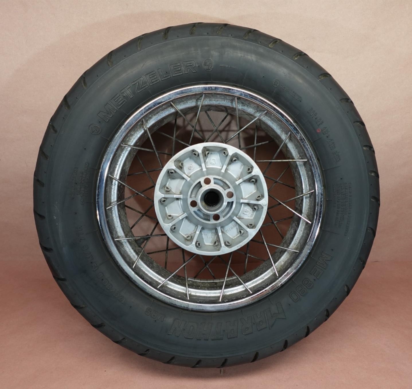 2001 1997-2005 BMW R1200C Rear METZELER Tire Rim Wheel 170/80 B15 2001 1997-2005 BMW R1200C Rear METZELER Tire Rim Wheel 170/80 B15
