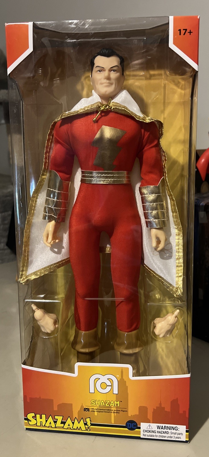 Shazam Captain Marvel Mego DC Comics 14 inch Action Figure MIB