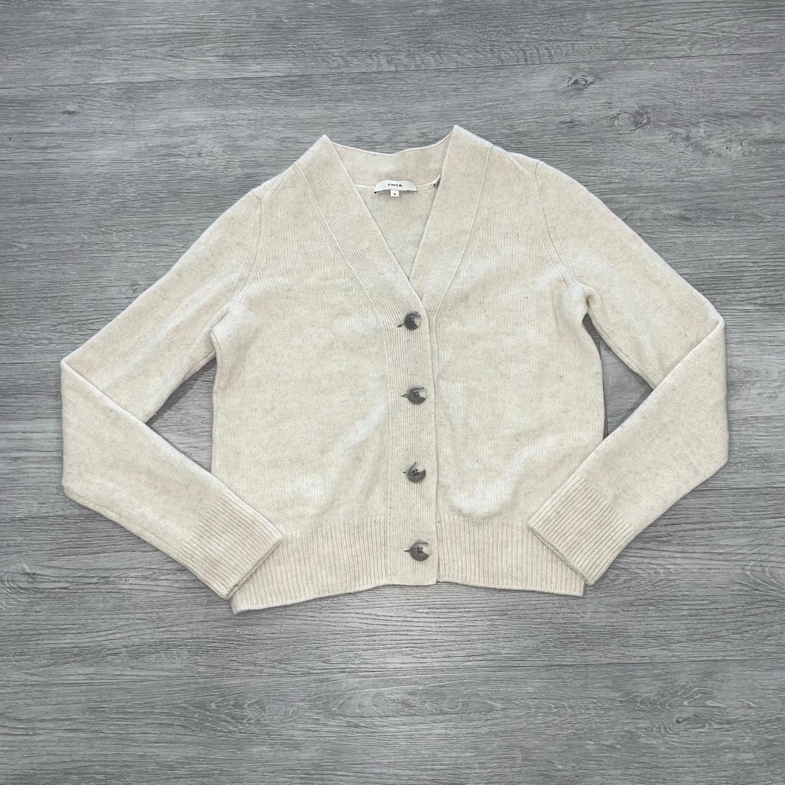 VINCE Beige Cashmere V-Neck Shrunken Button Front Cardigan Women’s Size Medium