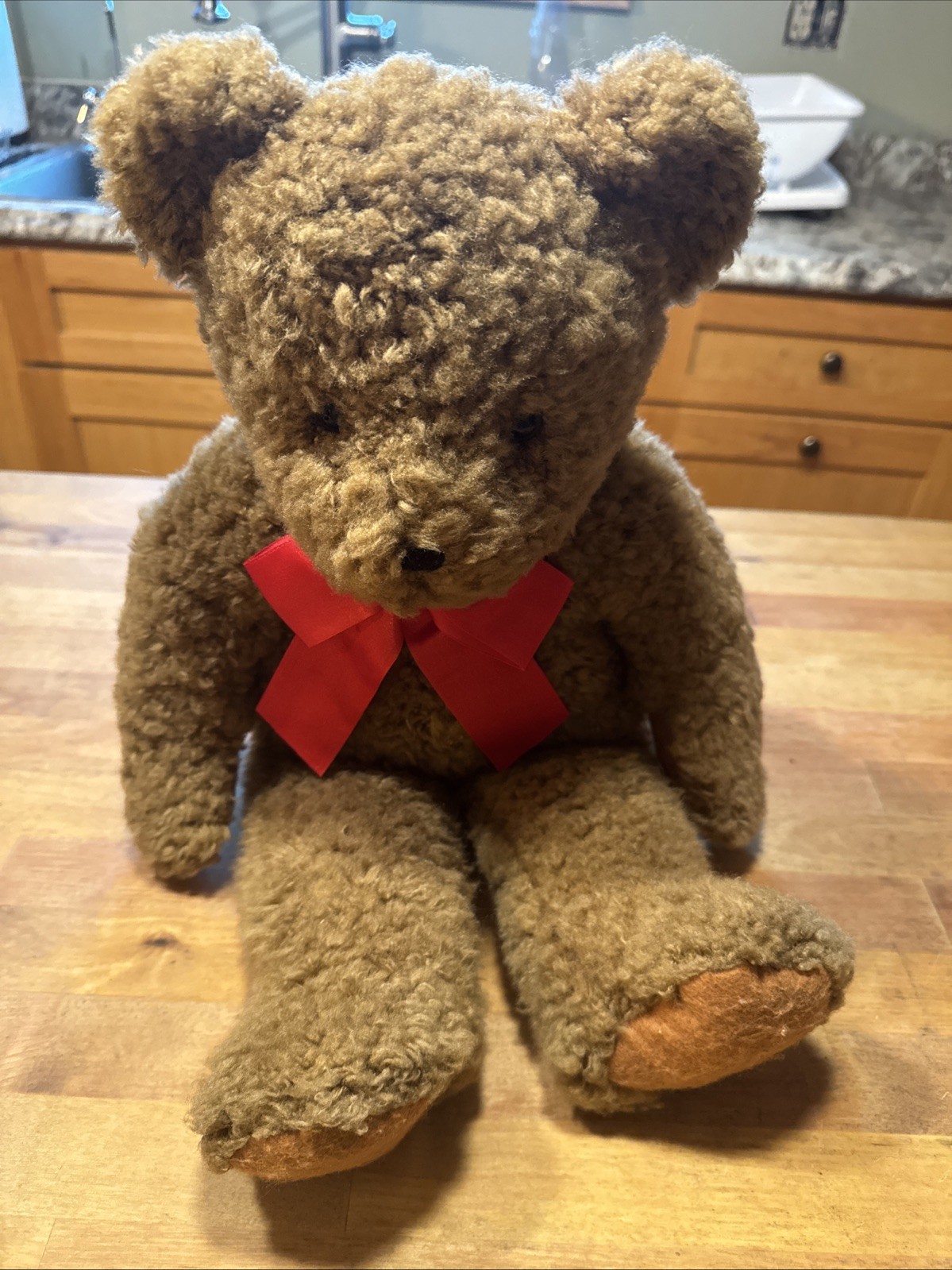 FAO Schwarz Fifth Avenue 20” Brown Teddy Bear w/Red Bow FAO Schwarz Fifth Avenue 20” Brown Teddy Bear w/Red Bow