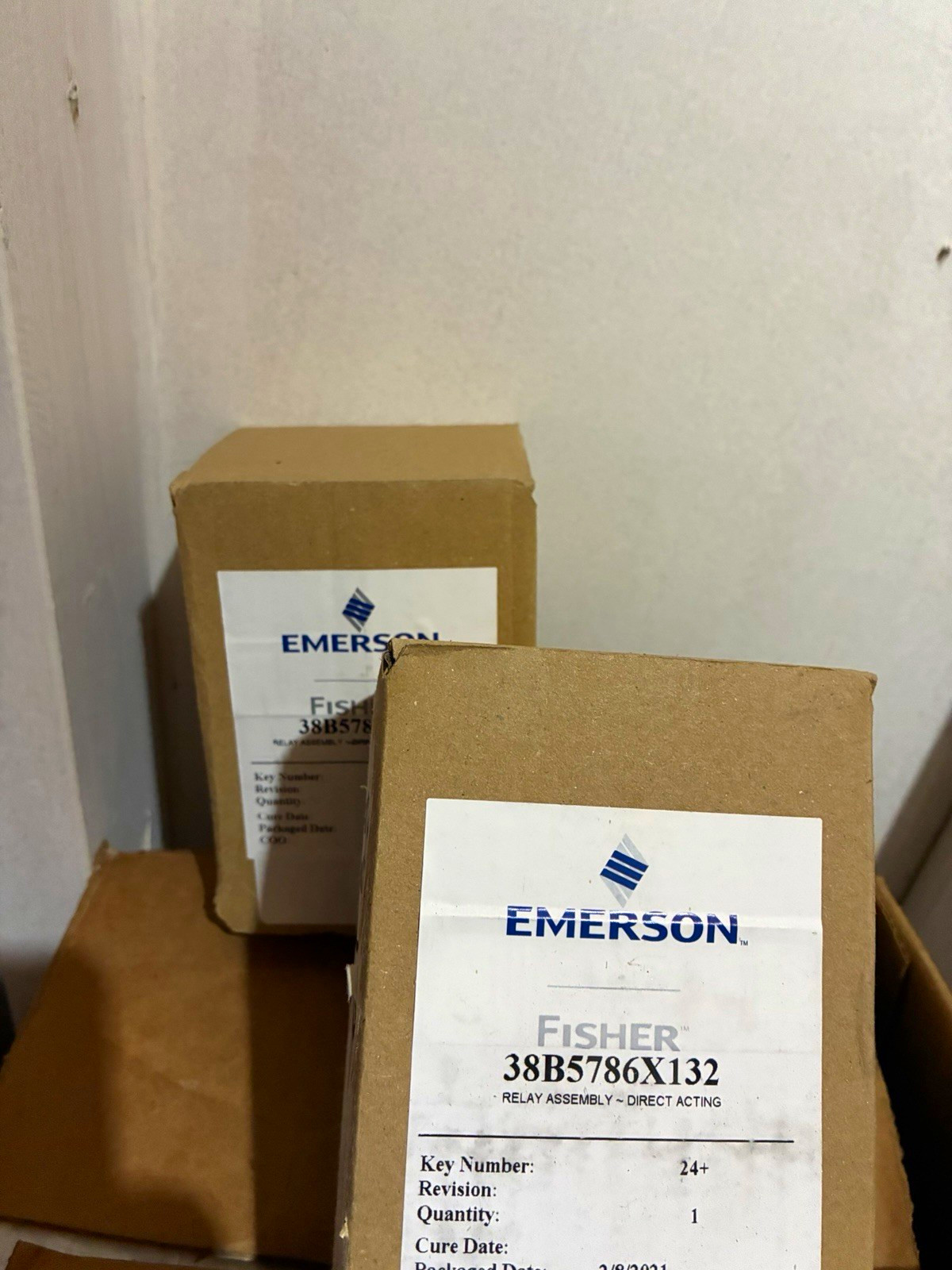 Emerson Fisher Direct Acting Relay Assembly for Control Panels MPN 38B5786X132