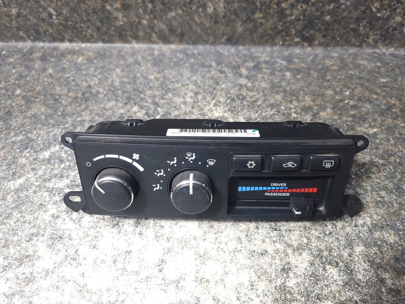 08 09 Dodge RAM 1500 2500 3500 Dual Zone Climate Control A/C 55057080AA OEM