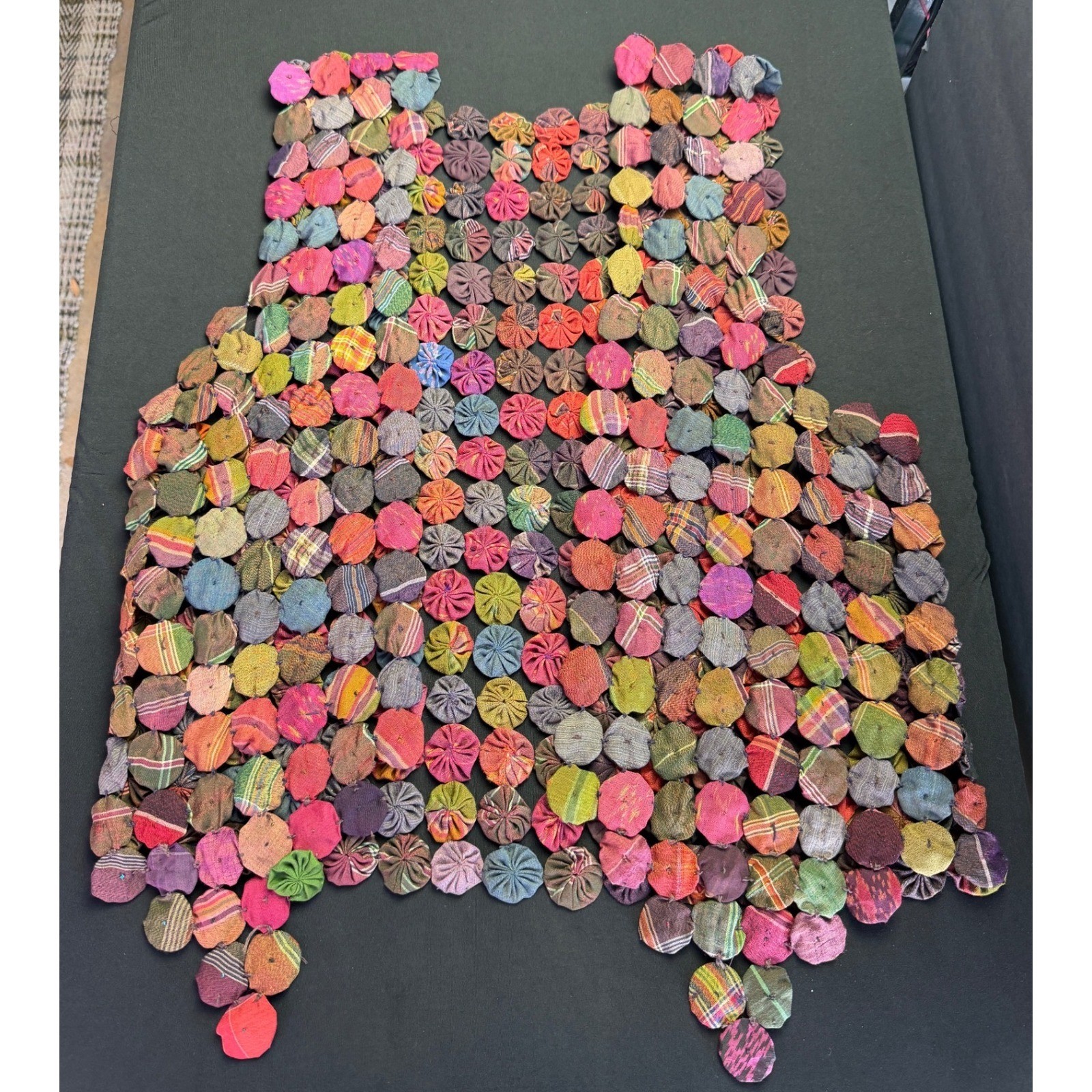 Vintage Handmade Yo-Yo Quilt Vest Multi Patchwork Boho Grannycore Textile Art