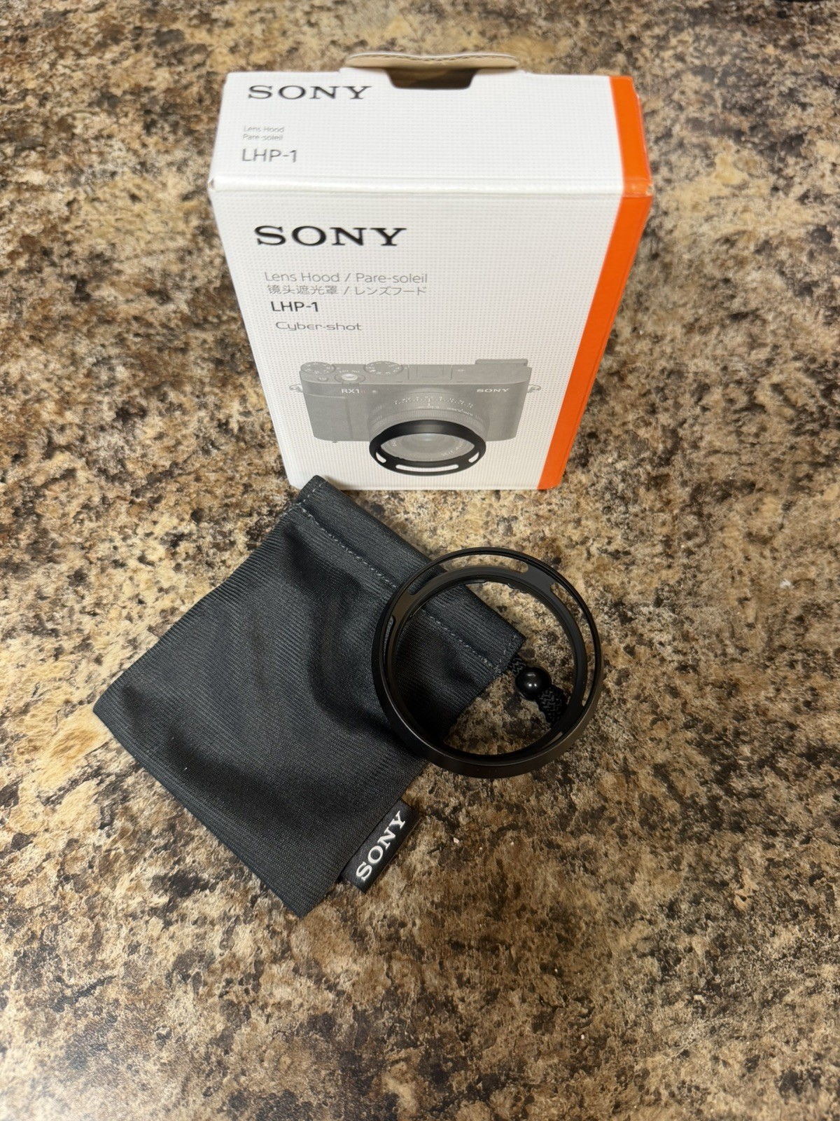Near Mint Sony LHP-1 Lens Hood for Sony RX1 III Series Cameras Near Mint Sony LHP-1 Lens Hood for Sony RX1 III Series Cameras