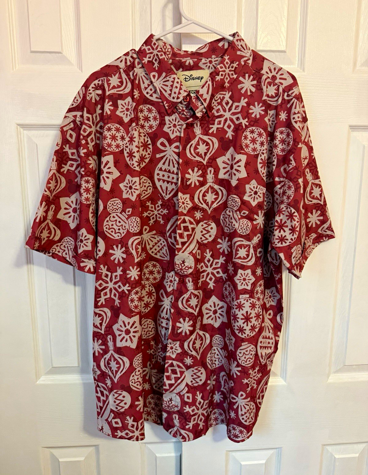 RSVLTS DISNEY 2XL EUC Christmas “Orna-Mickeys”