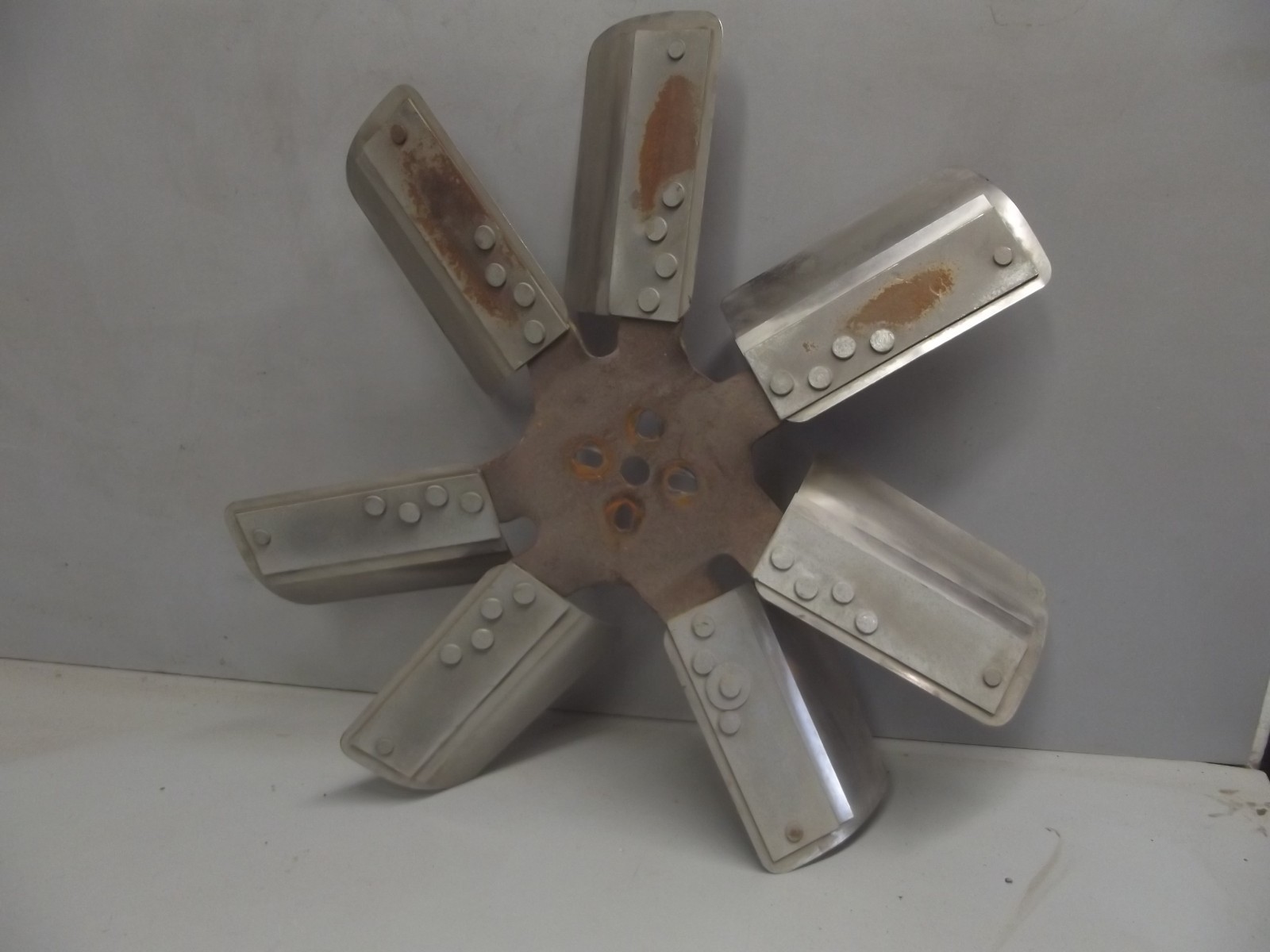 VINTAGE HEAVY DUTY COOLING FAN engine 7 blade