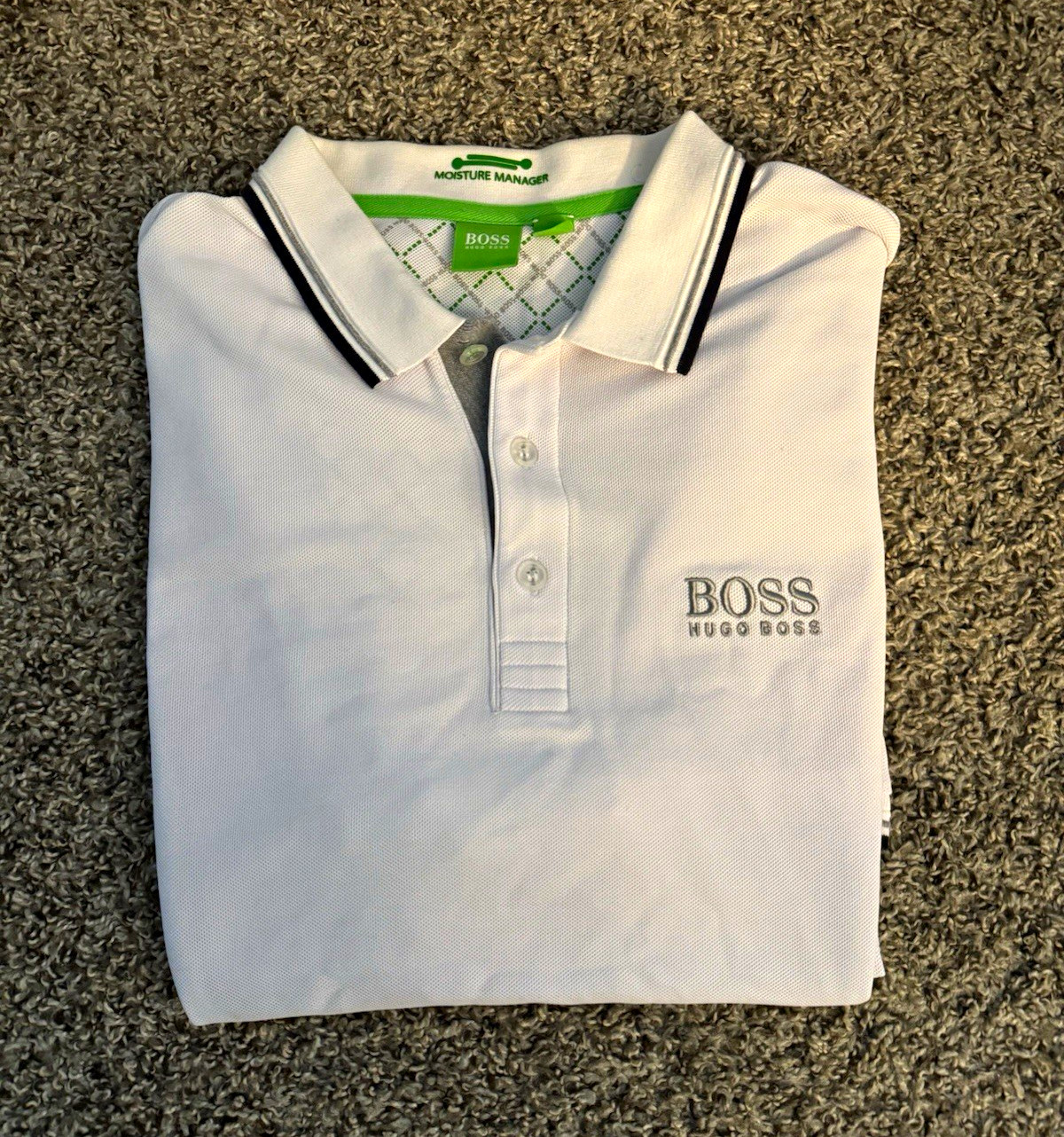 HUGO BOSS Men\'s White Polo Shirt M Short Sleeve Moisture Wicking Embroidered HUGO BOSS Men\'s White Polo Shirt M Short Sleeve Moisture Wicking Embroidered