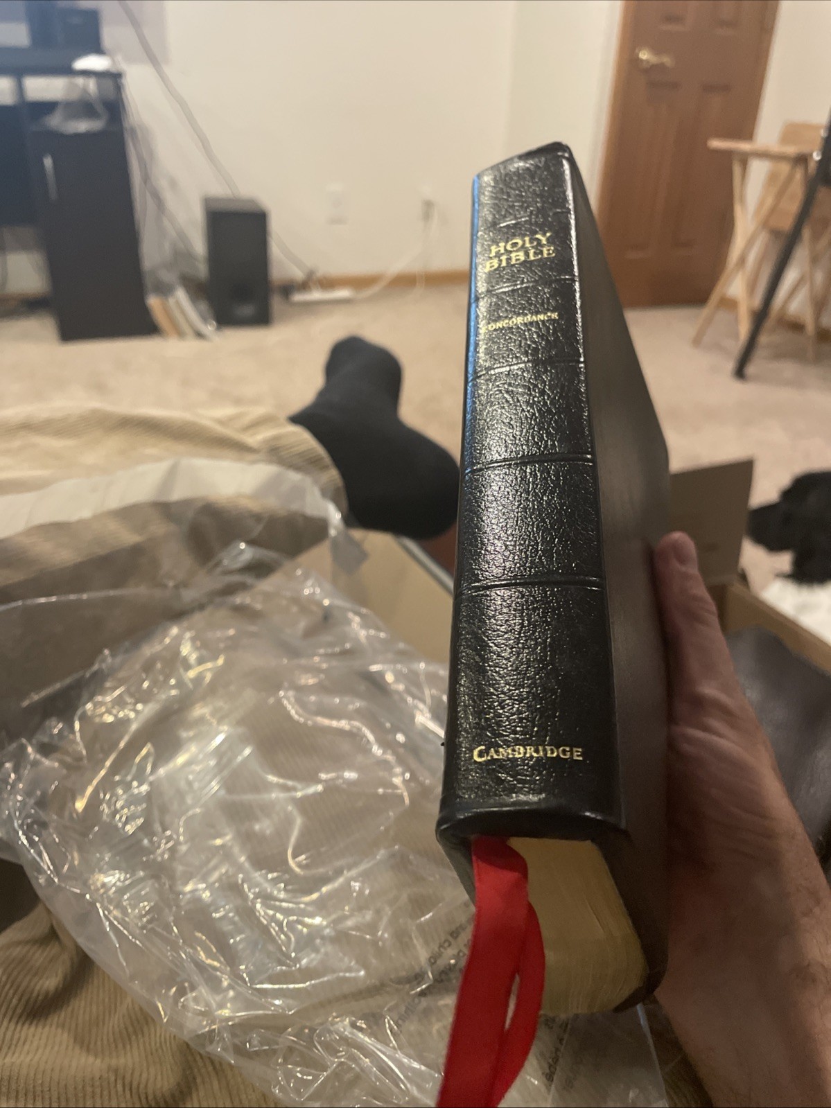 Cambridge Holy Bible Bonded Leather #C282