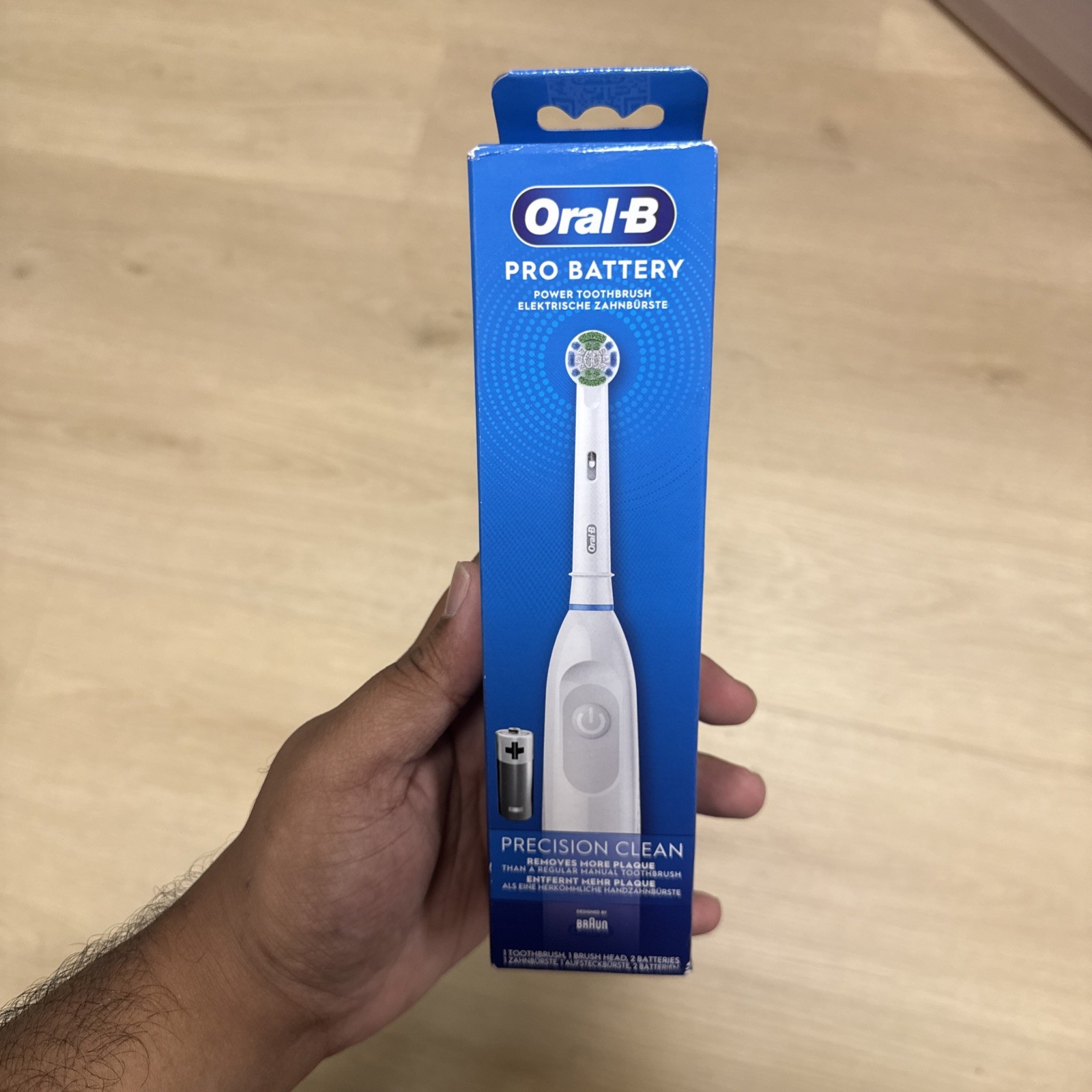 Oral-B Pro Battery Precision Clean Electric Toothbrush, Blue/White (BRAND NEW) 