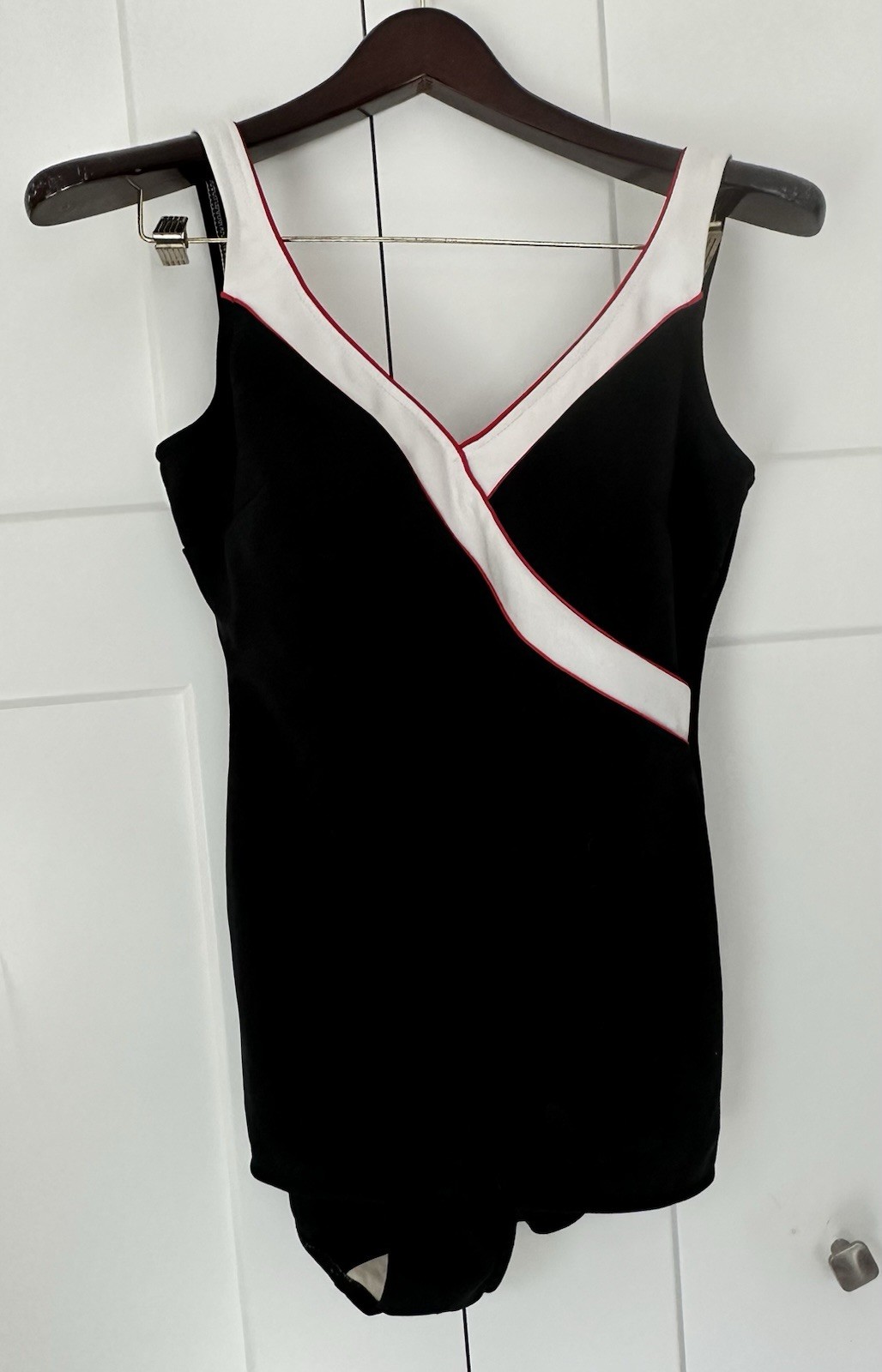 VTG 60\'S ROBBY LEN ONE PIECE W/CUPS BLACK RED&WHITE SKIRTED SWIMSUIT*14 M/L EUC