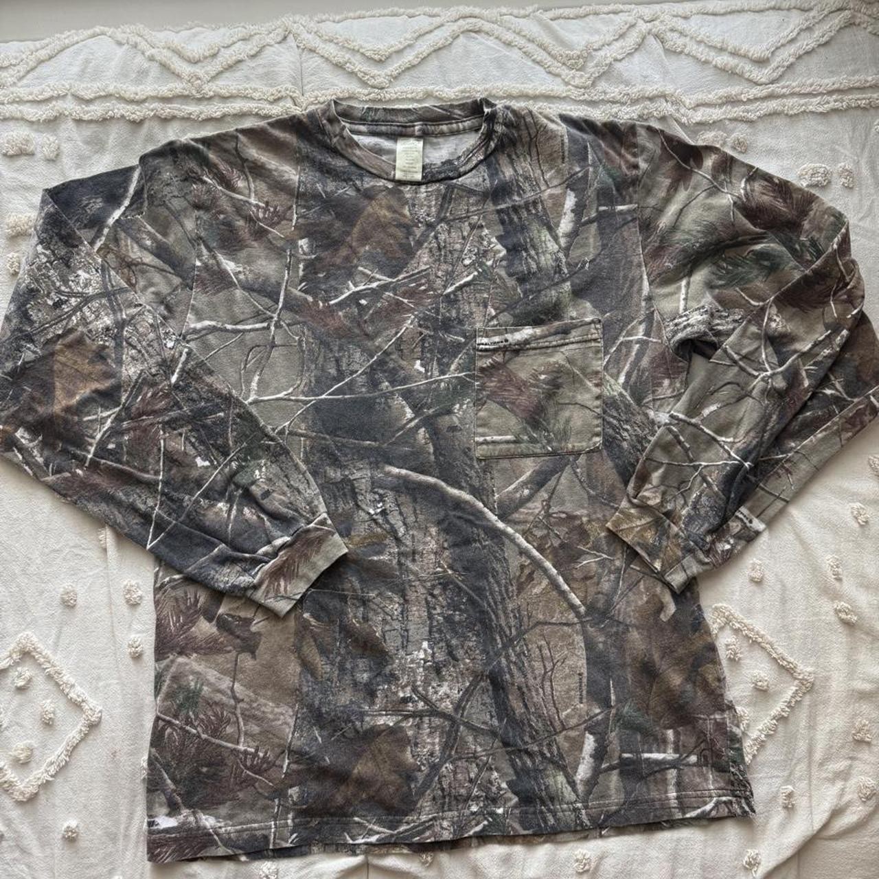 Vintage Eddie Bauer Realtree Camo Long Sleeve Pocket Tee