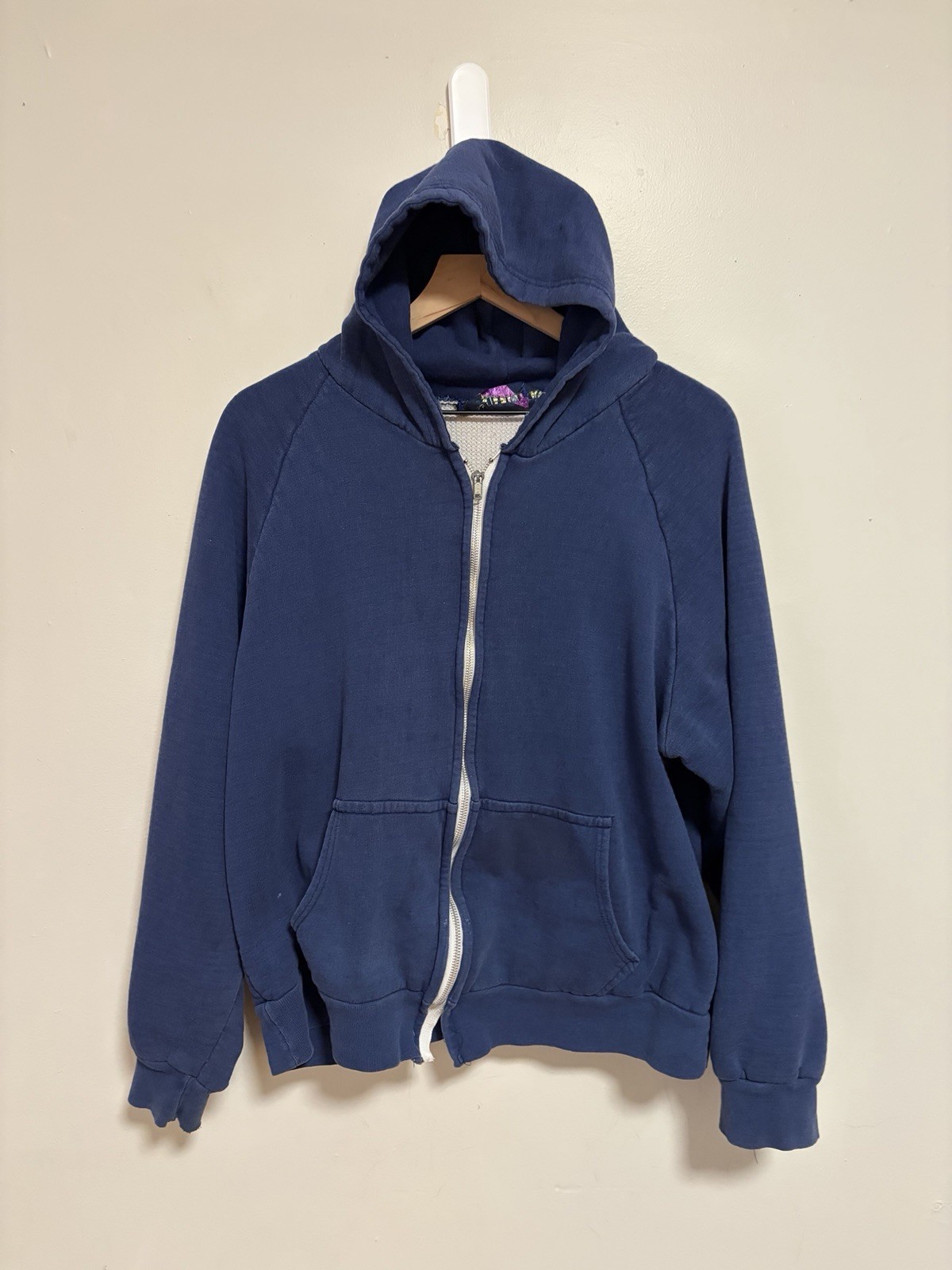 Vintage 70s Sun Faded Navy Thermal Lined Heavyweight Zip Up Hoodie Size Men’s XL Vintage 70s Sun Faded Navy Thermal Lined Heavyweight Zip Up Hoodie Size Men’s XL