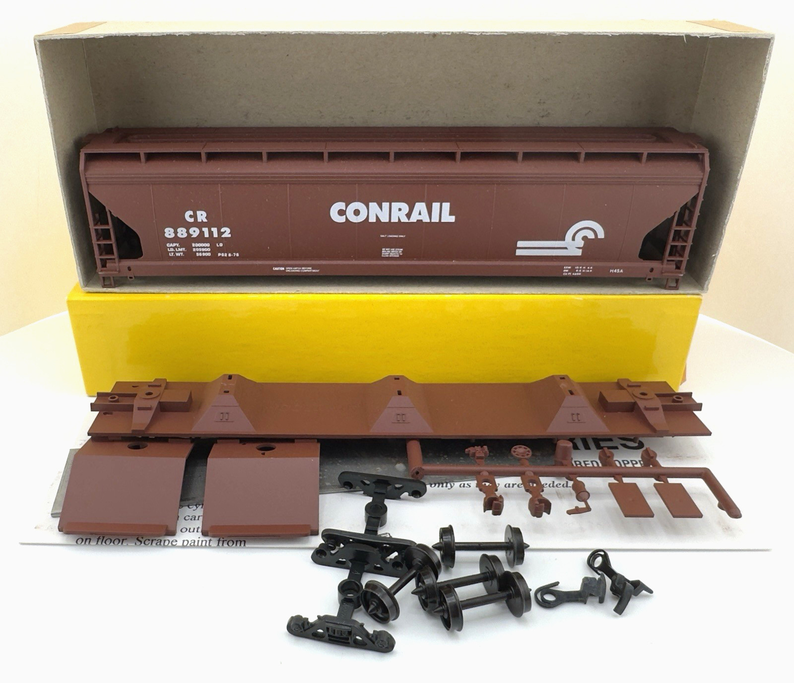 VINTAGE Accurail 2013 HO Scale Conrail ACF 3 Bay Covered Hopper Road #889112