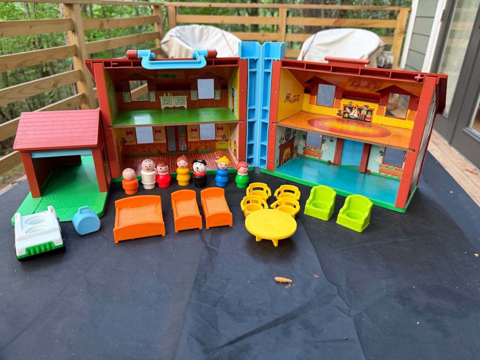 Vintage Fisher Price Brown Tudor House 952 Complete Little People Play Family Vintage Fisher Price Brown Tudor House 952 Complete Little People Play Family