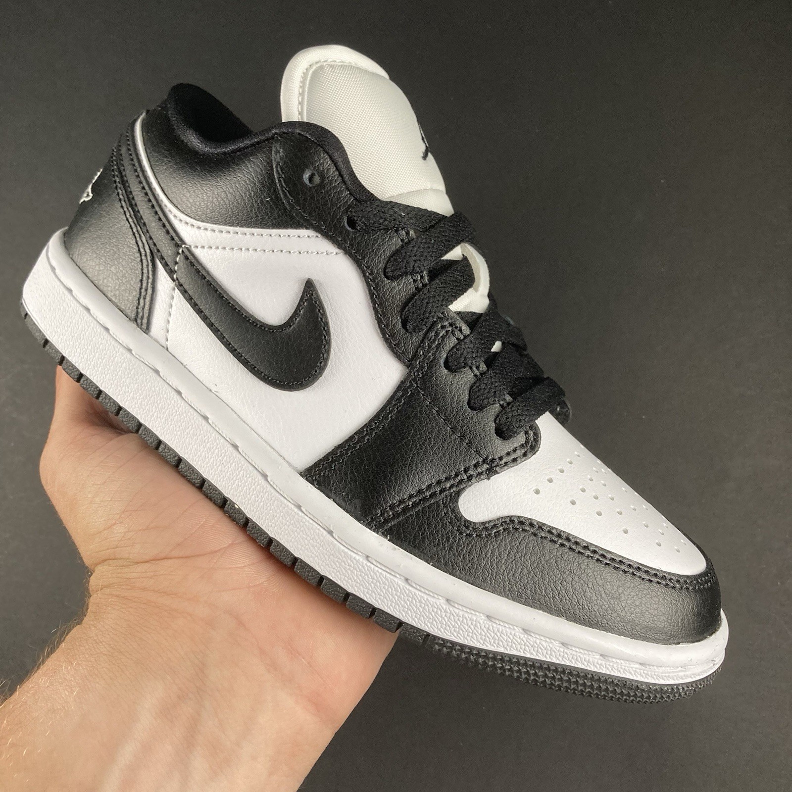 Womens Size 5W - Nike Air Jordan 1 Low \