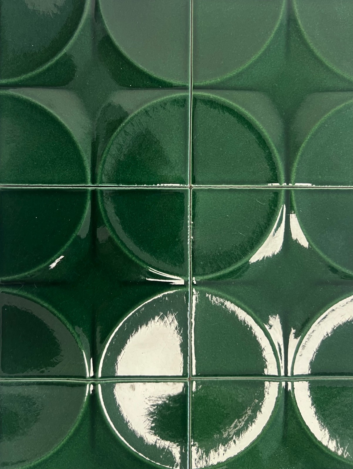 4x4 Wedgwood Virginia Crackle Olive Green Star Shaped Ceramic Wall Tile (1 SF) 4x4 Wedgwood Virginia Crackle Olive Green Star Shaped Ceramic Wall Tile (1 SF)