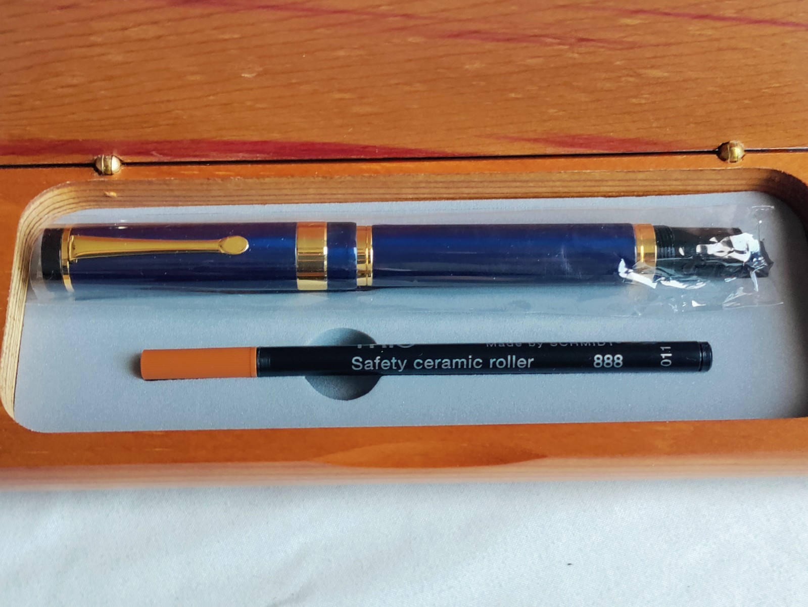 Brand New Vintage Limited Edition Shaper Image Collector Pen (Rollerball)