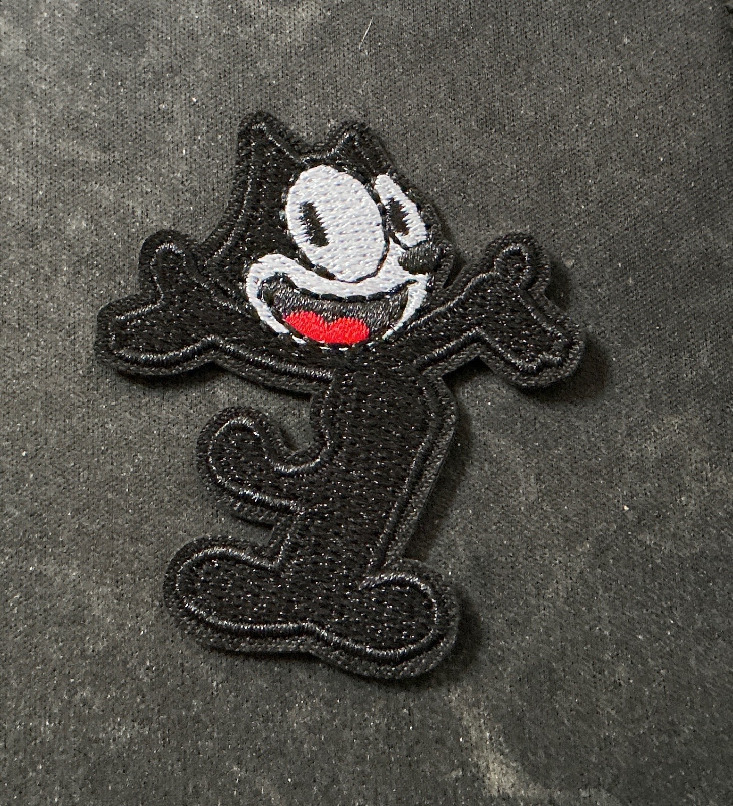 FELIX THE CAT - WORLD\'S MOST FAMOUS CAT - CARTOON - Embroidered Iron-On Patch FELIX THE CAT - WORLD\'S MOST FAMOUS CAT - CARTOON - Embroidered Iron-On Patch