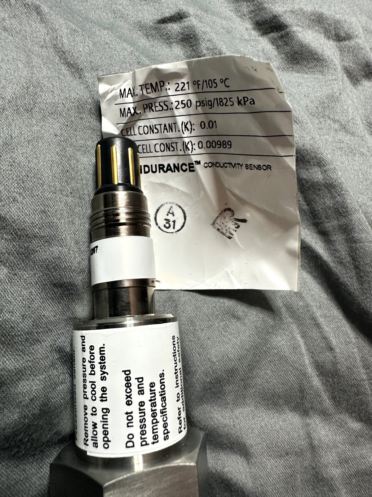 Rosemount Endurance 400VP-11 Conductivity Sensor 250PSI 221°F/105°C -unlabeled Rosemount Endurance 400VP-11 Conductivity Sensor 250PSI 221°F/105°C -unlabeled