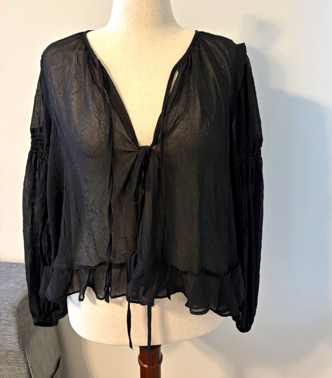 Topshop Black Sheer V-Neck Tie-Front Long Sleeve Blouse Women\'s US 10