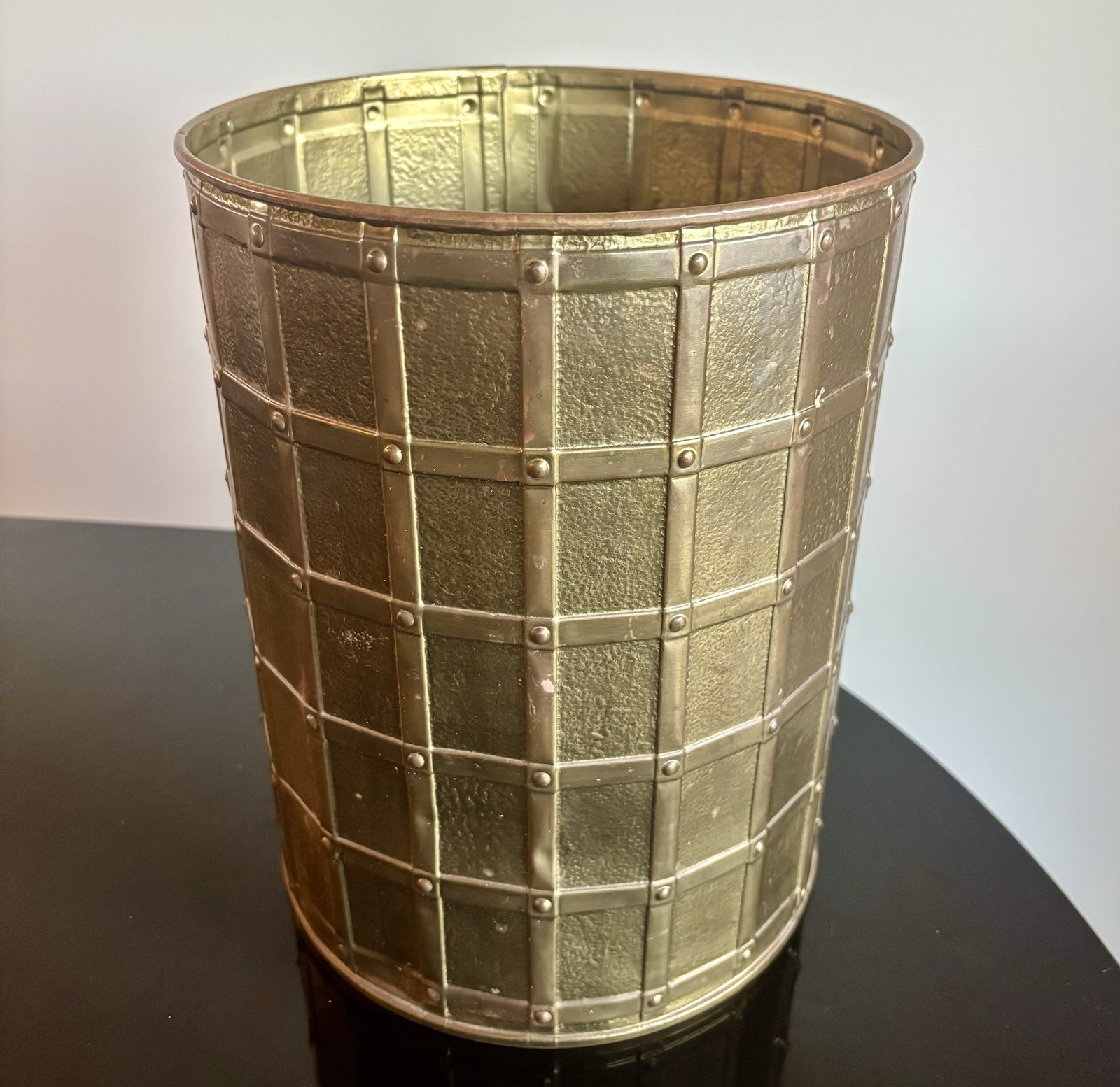 Vintage England Made Brass Tone Metal Wastebasket Grid Hammered Rivet Trash Can