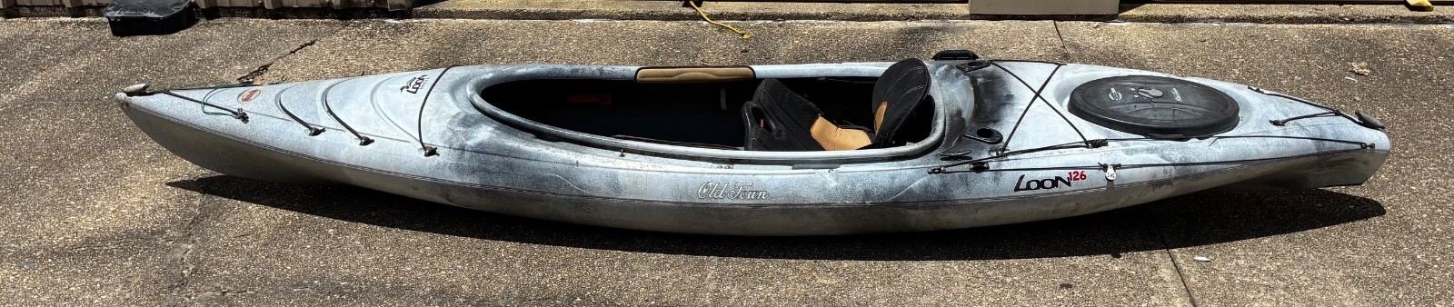 Old Town Loon 126 Recreational Kayak 450 lb 12.5’ Solo Adjustable Seat Gray Camo Old Town Loon 126 Recreational Kayak 450 lb 12.5’ Solo Adjustable Seat Gray Camo