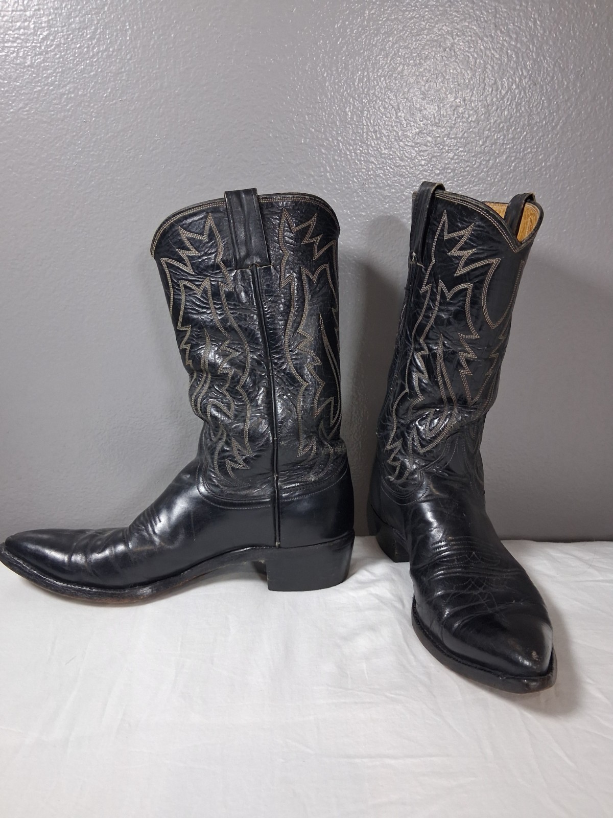 Justin Boots Size 7.5 D Black Leather VTG Style 2916