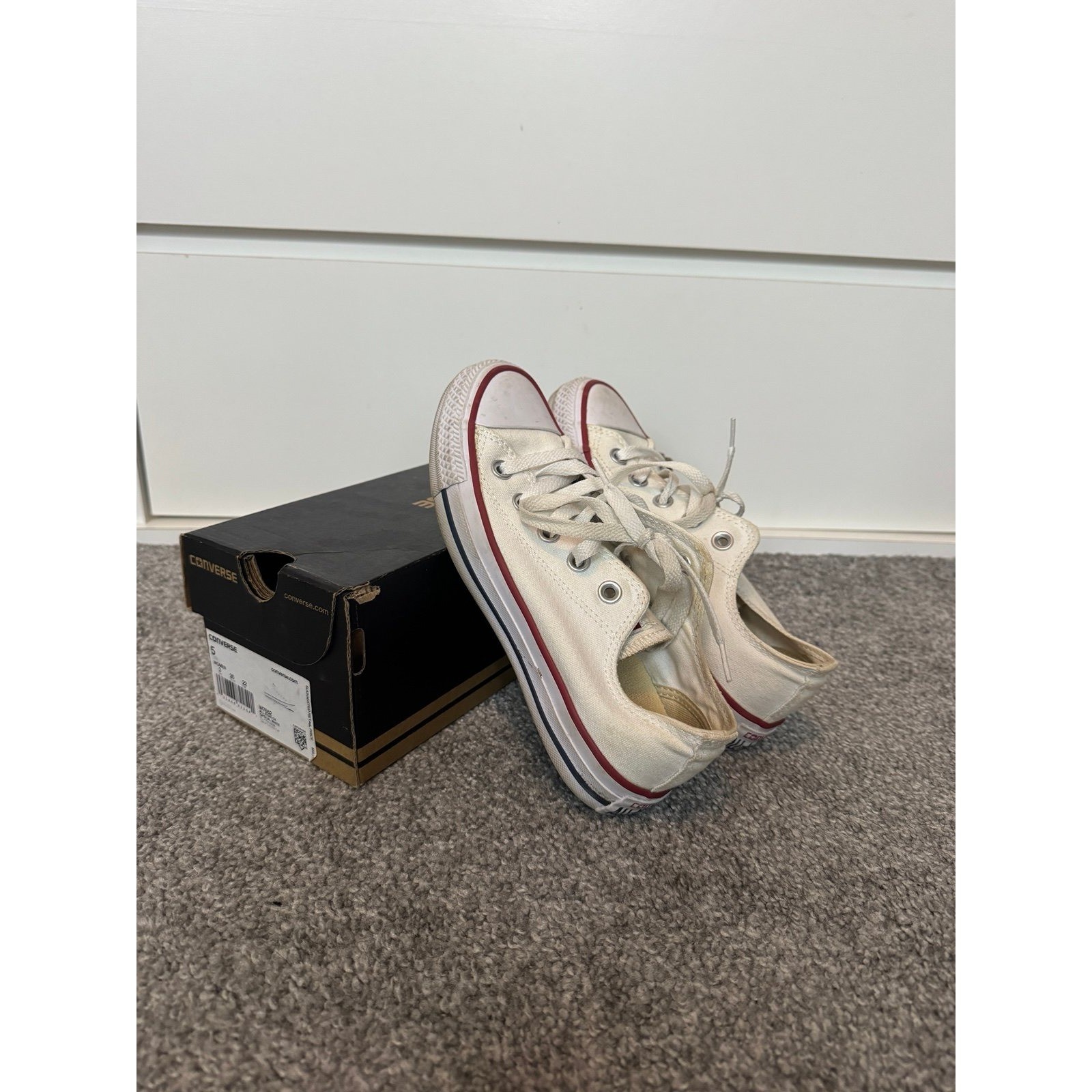 Converse Chuck Taylor All Star White Low Top Sneakers Womens Size 5 M7652 Converse Chuck Taylor All Star White Low Top Sneakers Womens Size 5 M7652